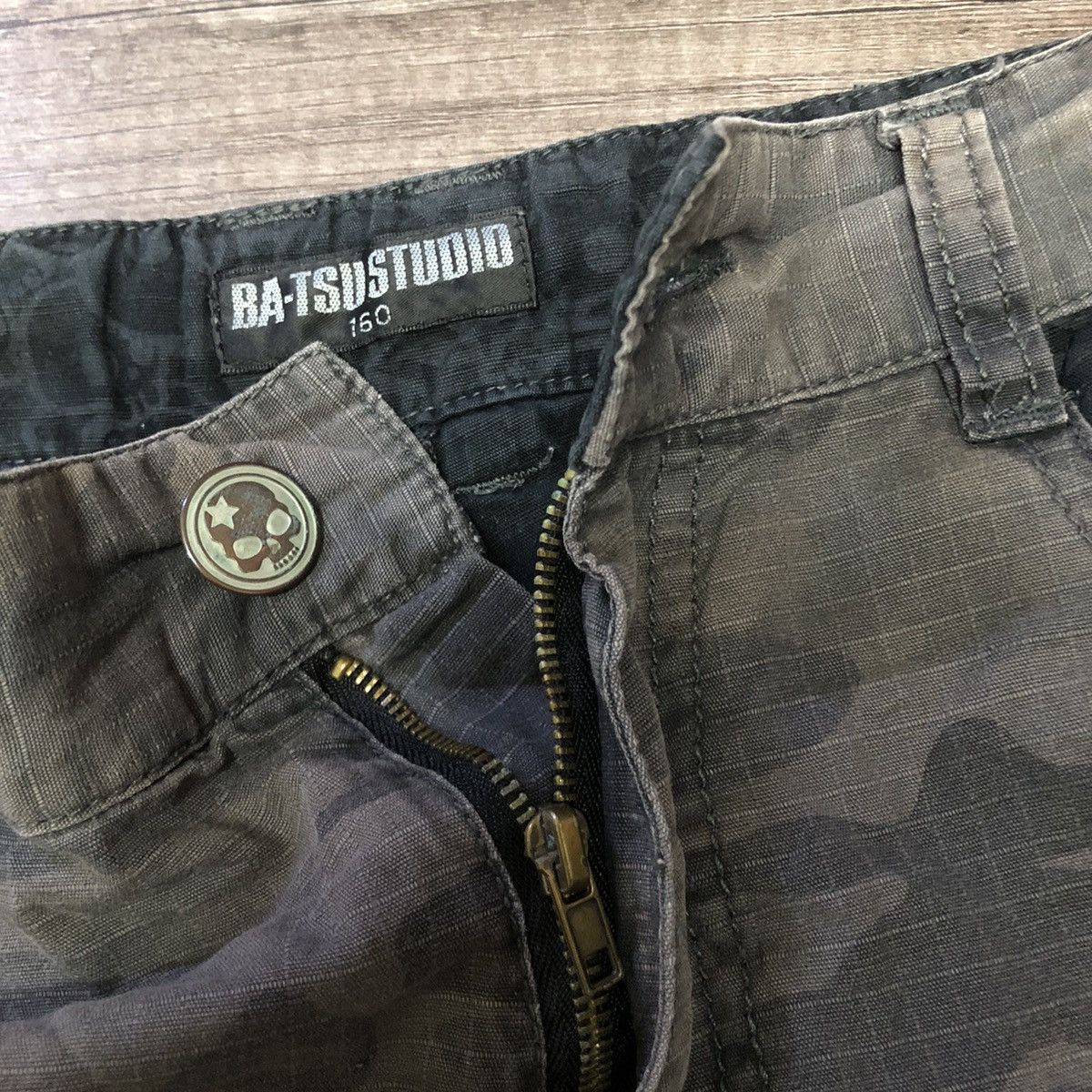 Designer × Japanese Brand BA-TSU STUDIO SKULL DESIGN CAMO SHORT PANTS Size US 30 / EU 46 - 4 Thumbnail