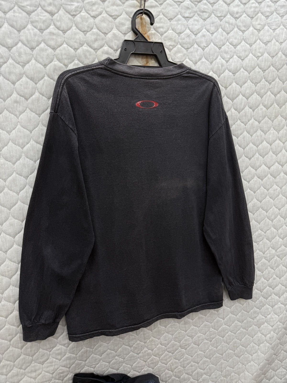 Oakley 🔥🔥🔥ARCHIVE STEALS VTG OAKLEY LONGSLEEVE Size US L / EU 52-54 / 3 - 10 Thumbnail