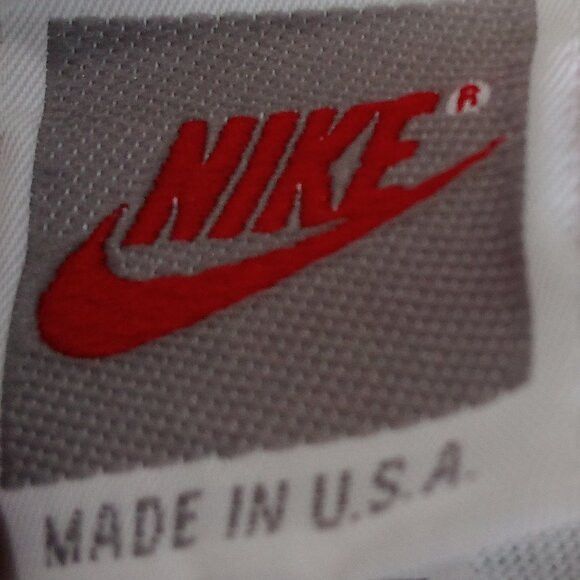 Nike × Vintage Vintage 90s Nike Crop Top T-Shirt Size M / US 6-8 / IT 42-44 - 5 Thumbnail