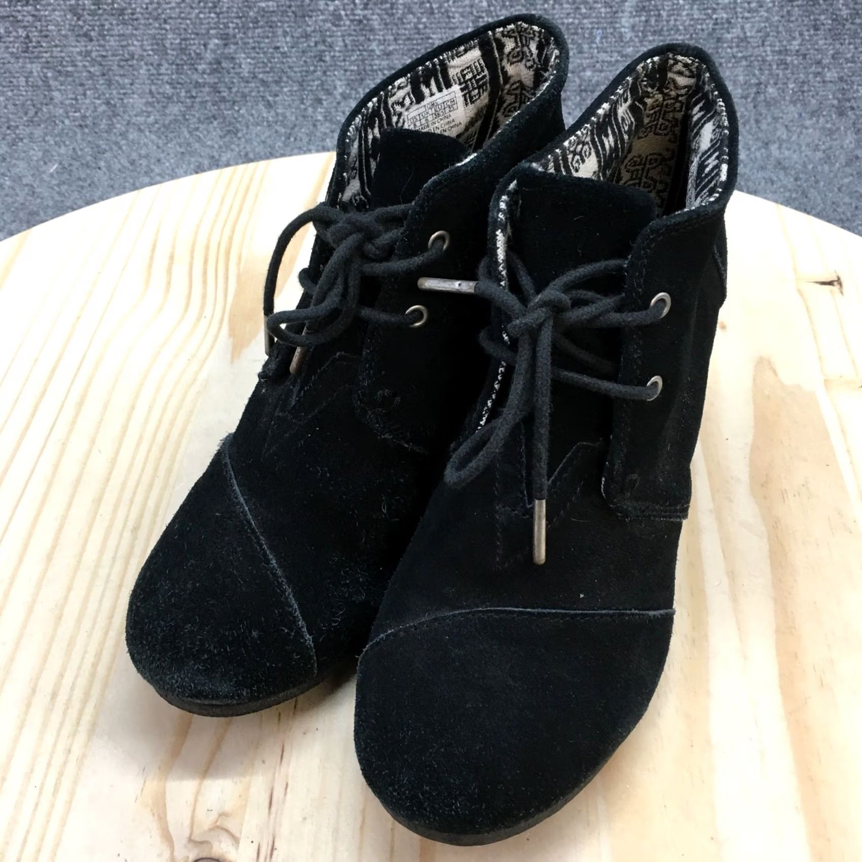 Toms TOMS Boots Womens 8 Ankle Booties Wedge Heels Casual 380515 Black Suede Lace Up Size US 8 / IT 38 - 3 Thumbnail