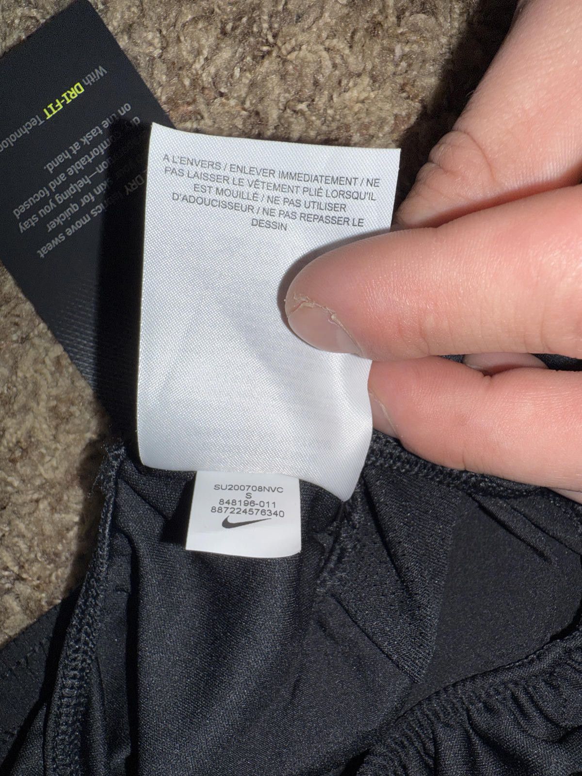 Nike Nike Big Kid’s (Girl’s) Tempo Dri-FIT Running Shorts Size 24" / US 00 / IT 34 - 8 Thumbnail