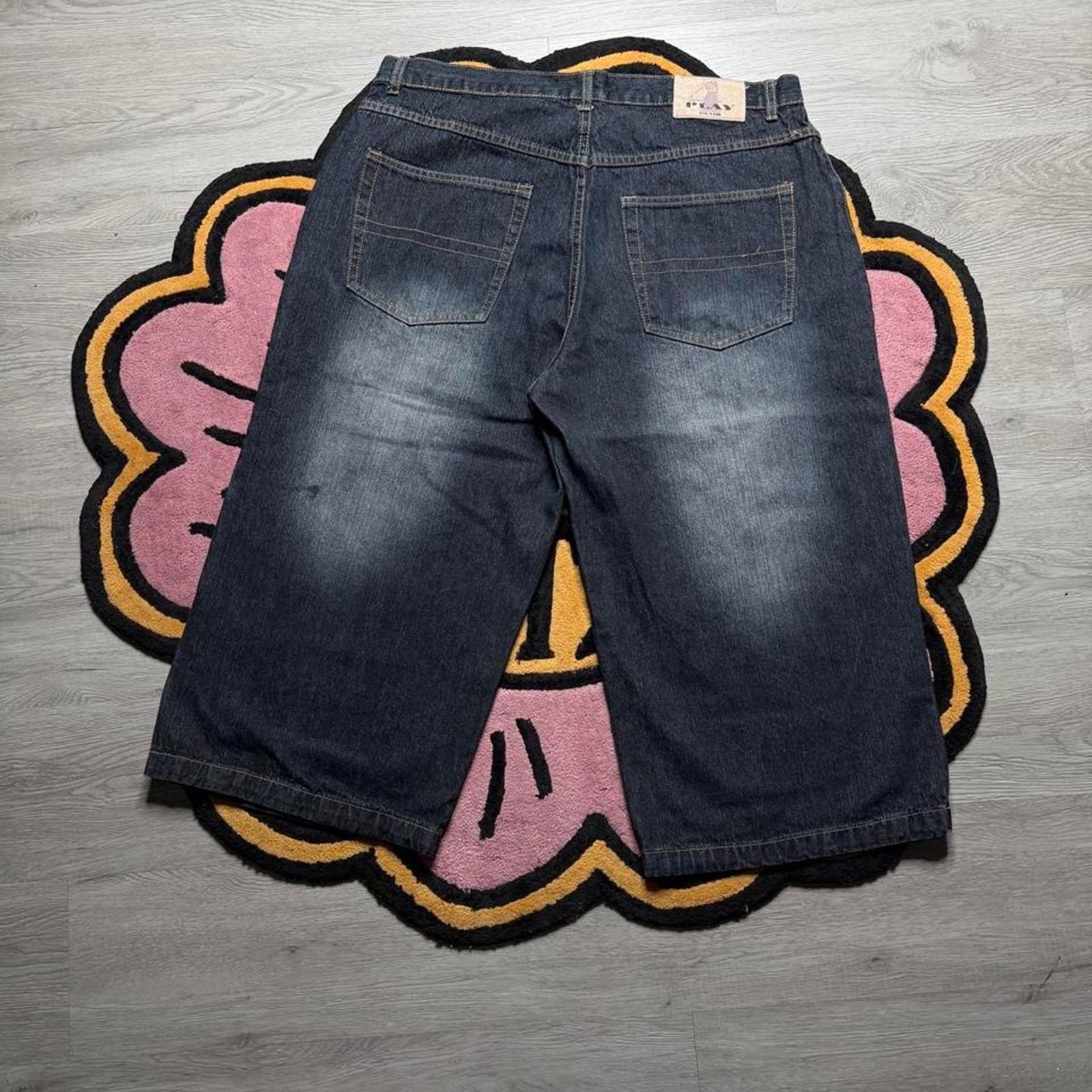 Vintage Vintage Y2K 4 Play 3/4 Length Denim Jean Shorts Size 40 Size US 40 / EU 56 - 7 Thumbnail