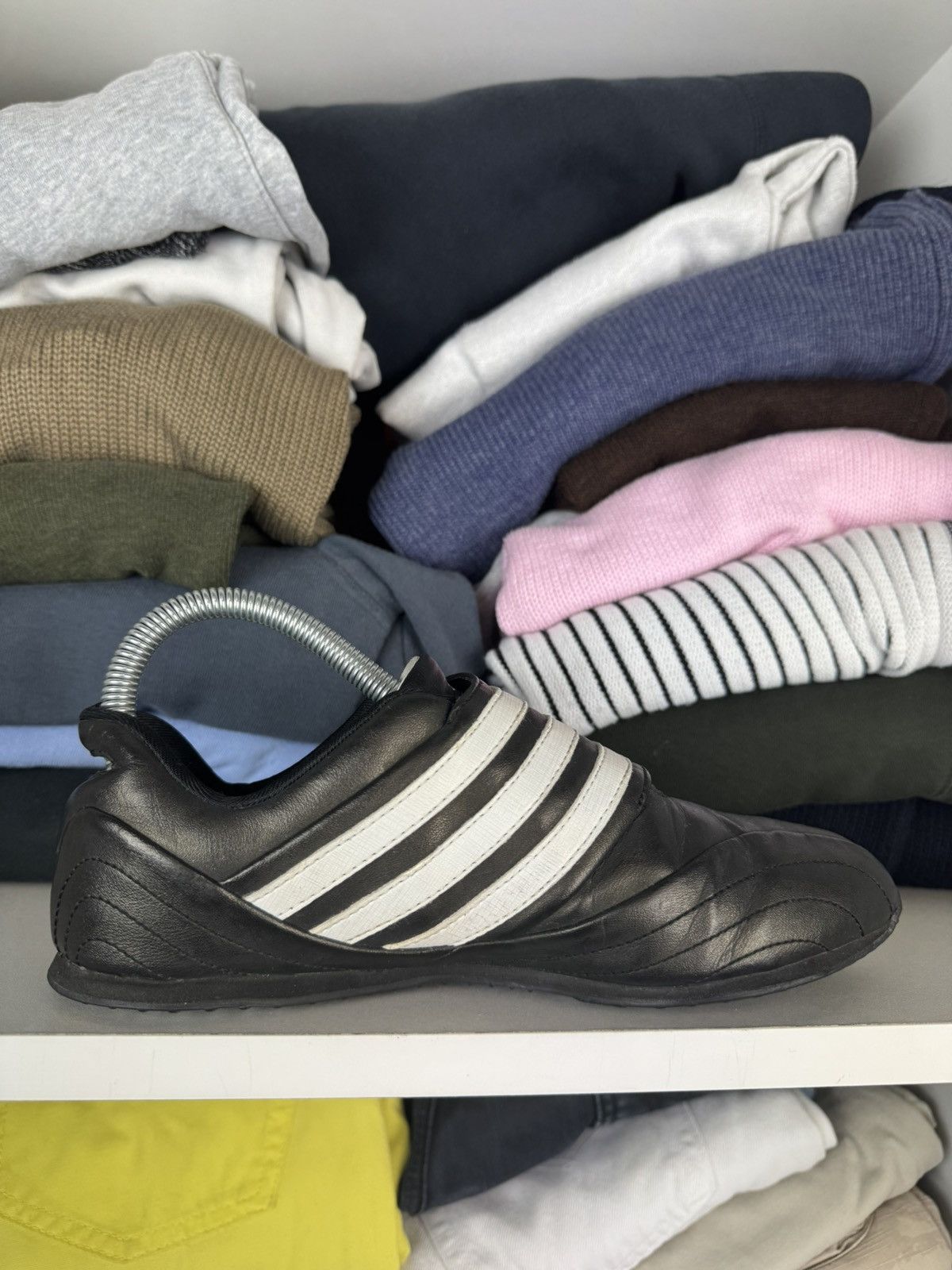 Adidas Vntg Adidas Sneakers with Hook & Loop Strap Closure Size 37 Size US 6 / IT 36 - 15 Thumbnail