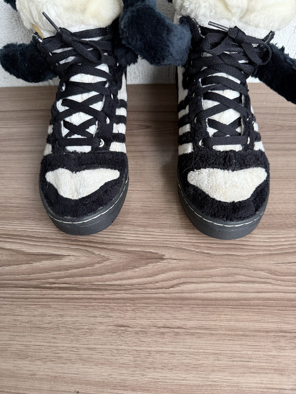 Jeremy Scott Js panda Bear sneaker Size US 9 / EU 42 - 11 Thumbnail