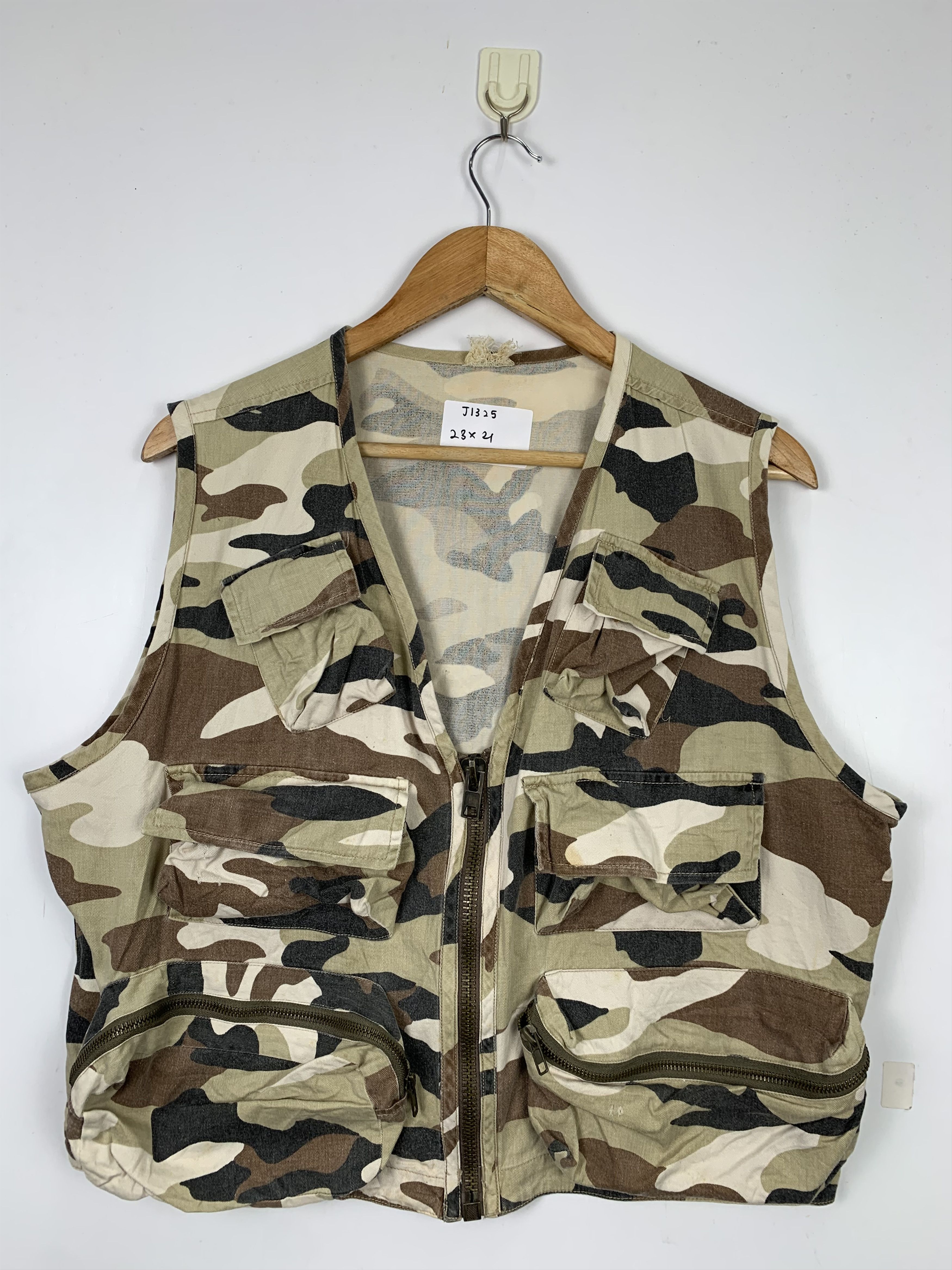Vintage Military Multipocket Camo Outdoor Vests J1325