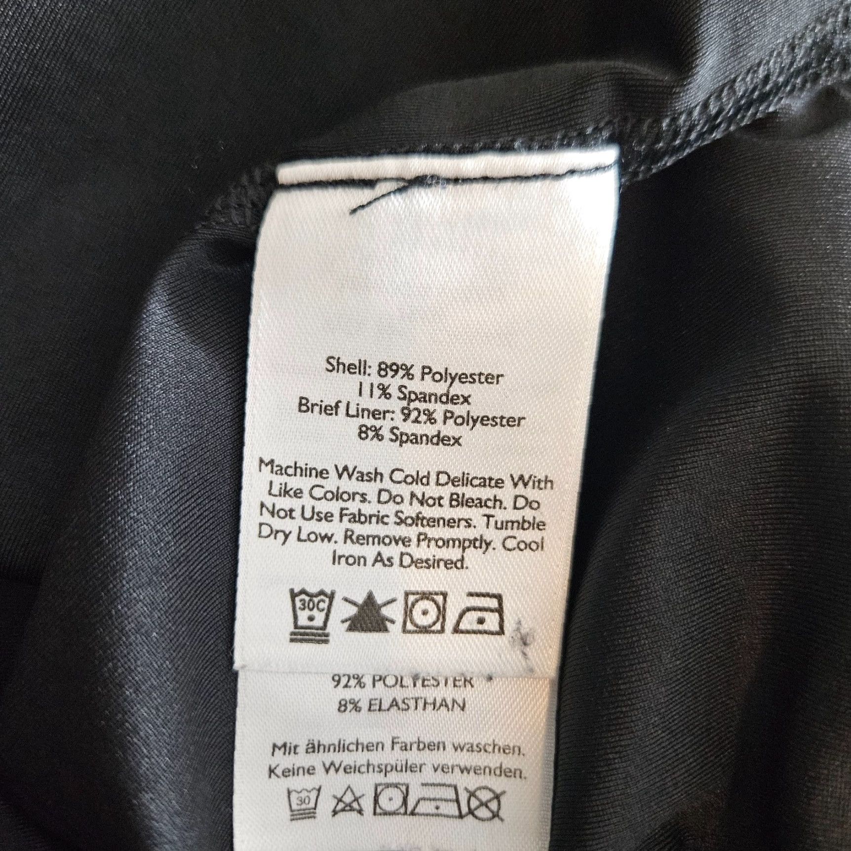 Eddie Bauer Eddie Bauer Womens Skort Sz 14 Black Pockets Polyester Blend Skort Athletic Activewear Shorts 18" Waist 18.5" Length Womens Size ONE SIZE - 3 Thumbnail