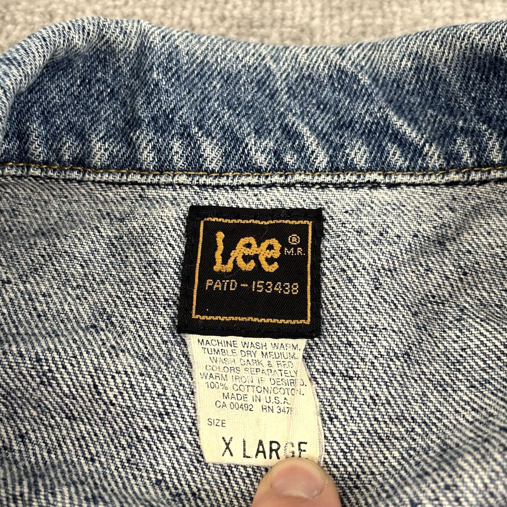 Lee VINTAGE LEE Denim Trucker Jacket Adult XL Blue "Riders" 80s Classic Workwear Mens Size US 36 / EU 52 - 2 Thumbnail