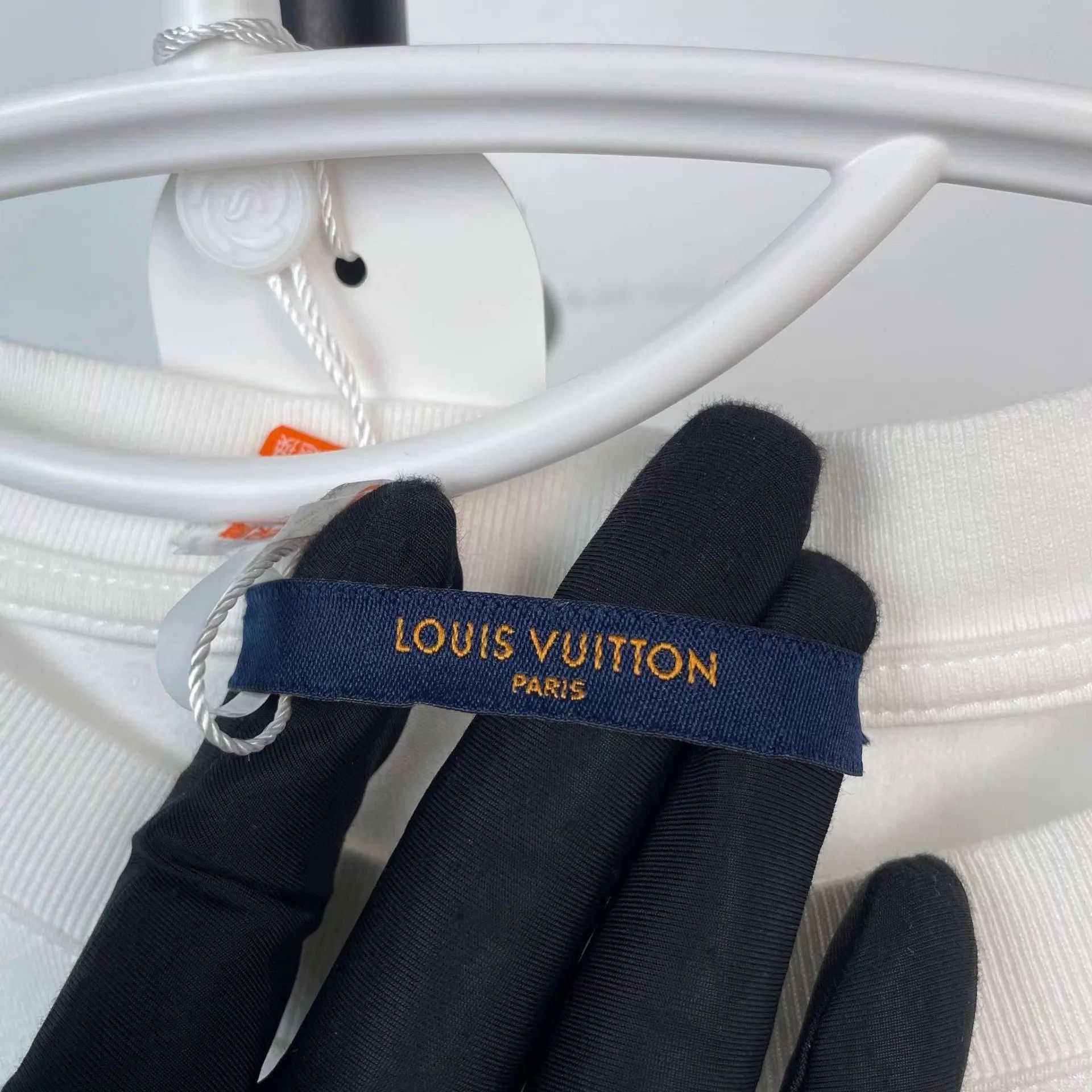 Louis Vuitton LV Exploded Head White Short Sleeve M Size US M / EU 48-50 / 2 - 3 Thumbnail