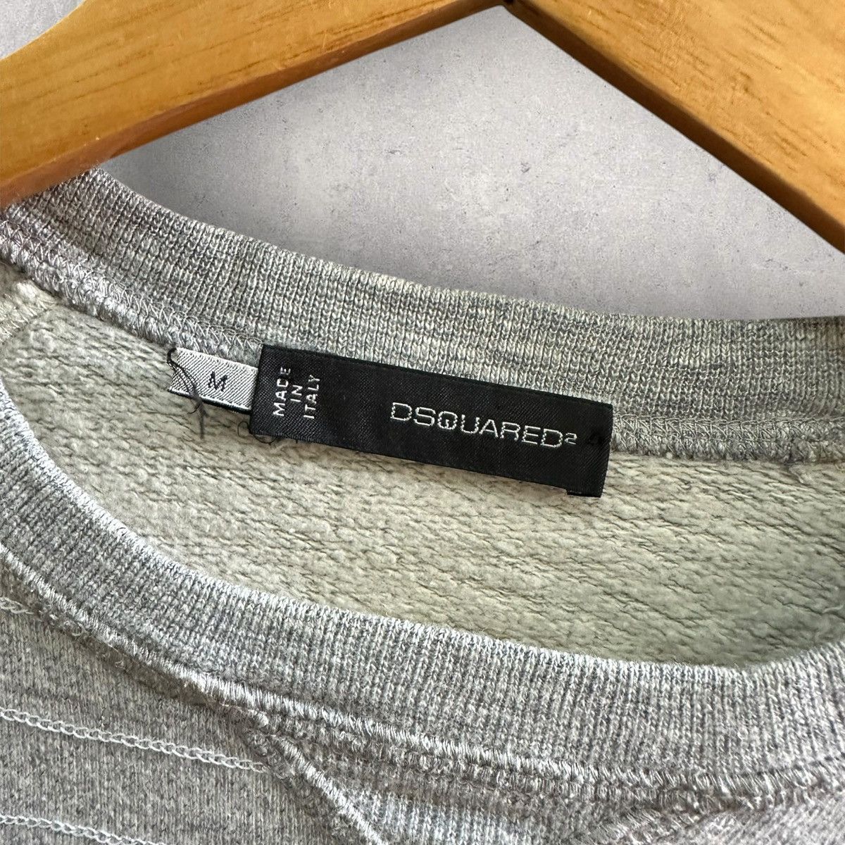 Dsquared2 × Vintage Vintage DsQuared2 Grey Sweatshirt Women Made In Italy Size M Size M / US 6-8 / IT 42-44 - 3 Thumbnail