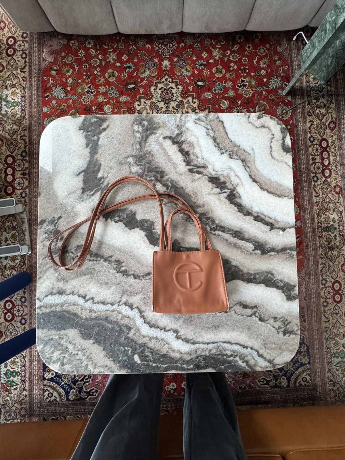 Telfar Telfar bag, small in camel brown Size ONE SIZE - 1 Thumbnail