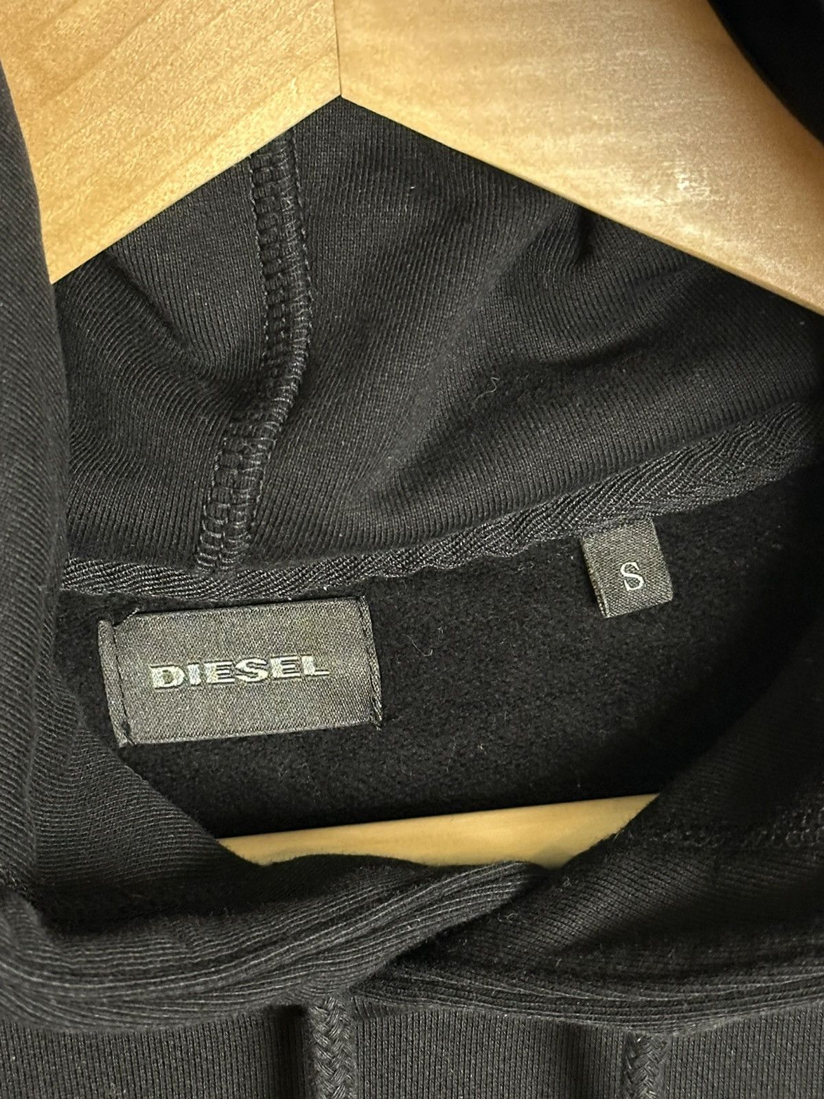 Diesel hoodie embossed design, similar to those offered by Diesel. Size US S / EU 44-46 / 1 - 11 Thumbnail