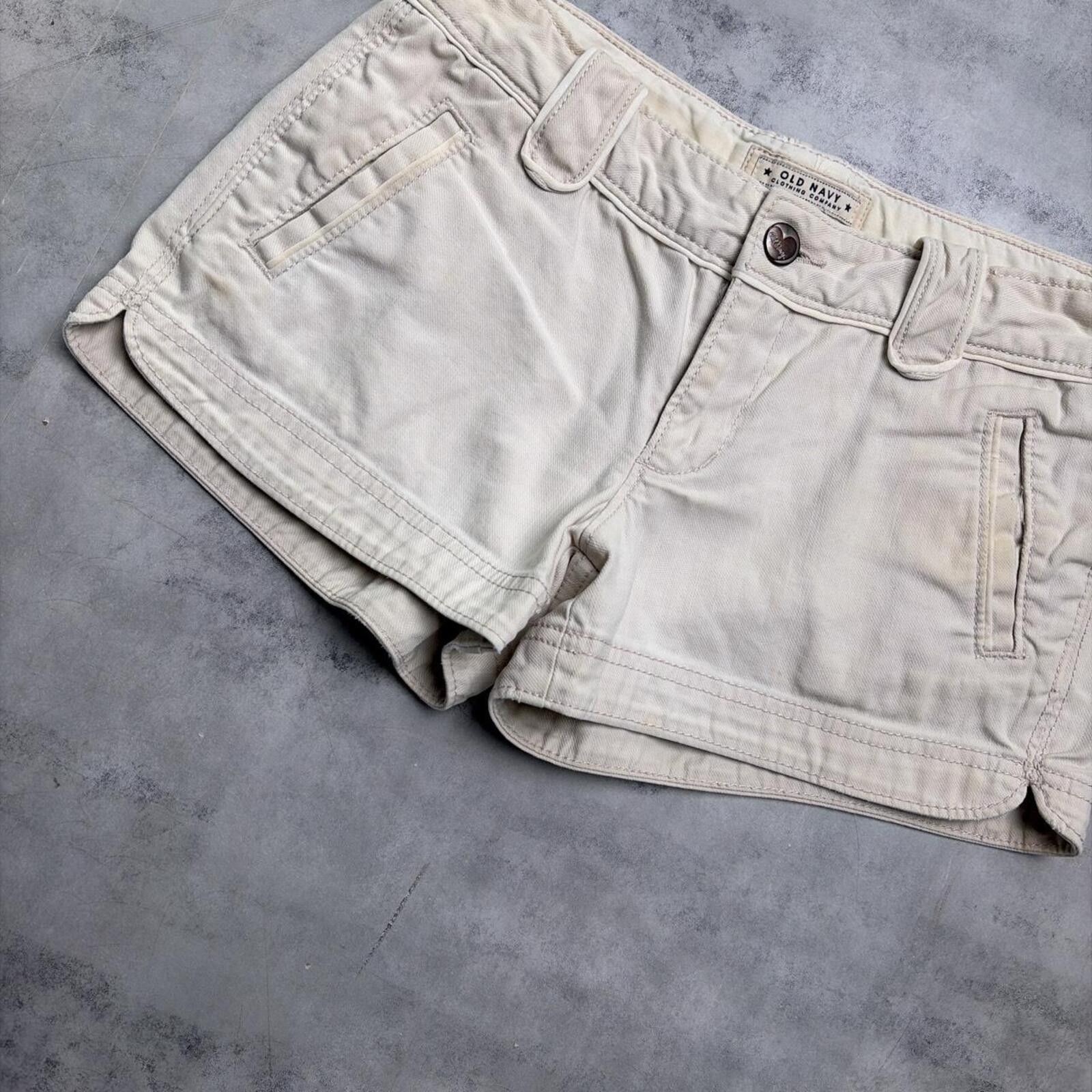 Old Navy Y2K Beige Old Navy Grunge Mini Gothic Shorts Size 34" / US 12 / IT 48 - 5 Thumbnail
