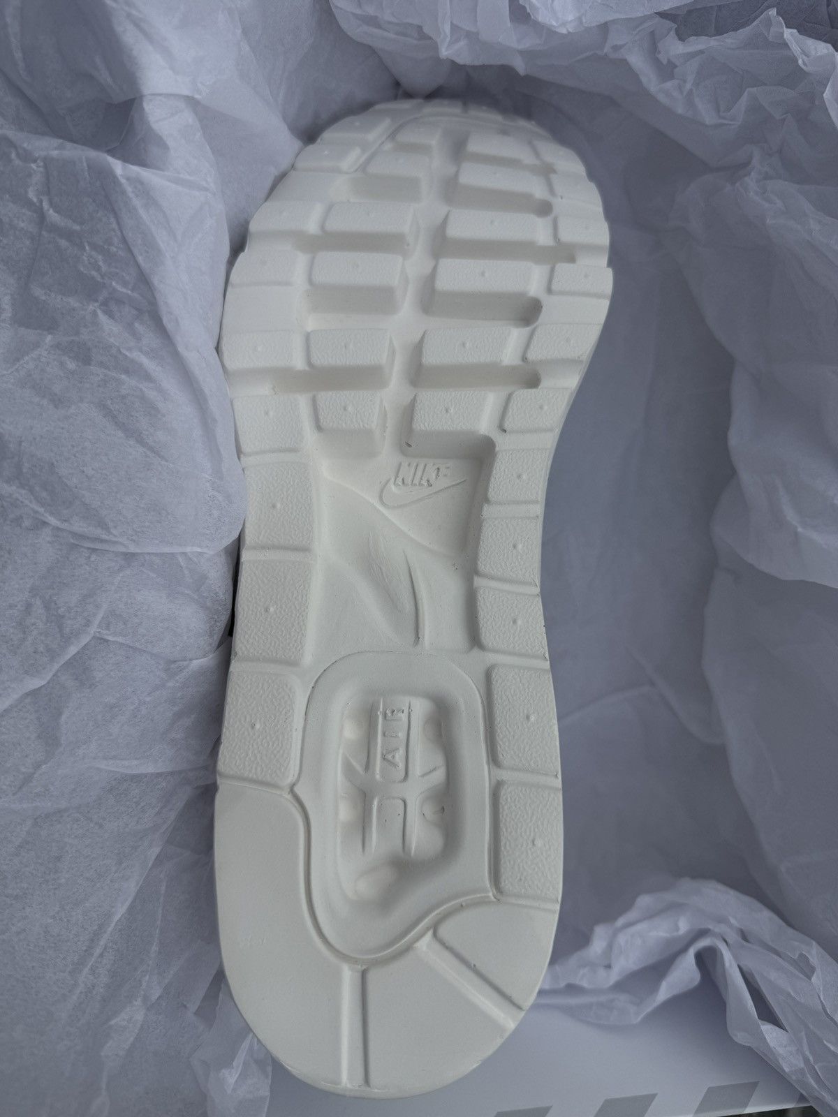 Daniel Arsham KITH NIKE ARTIFACT Size ONE SIZE - 4 Thumbnail