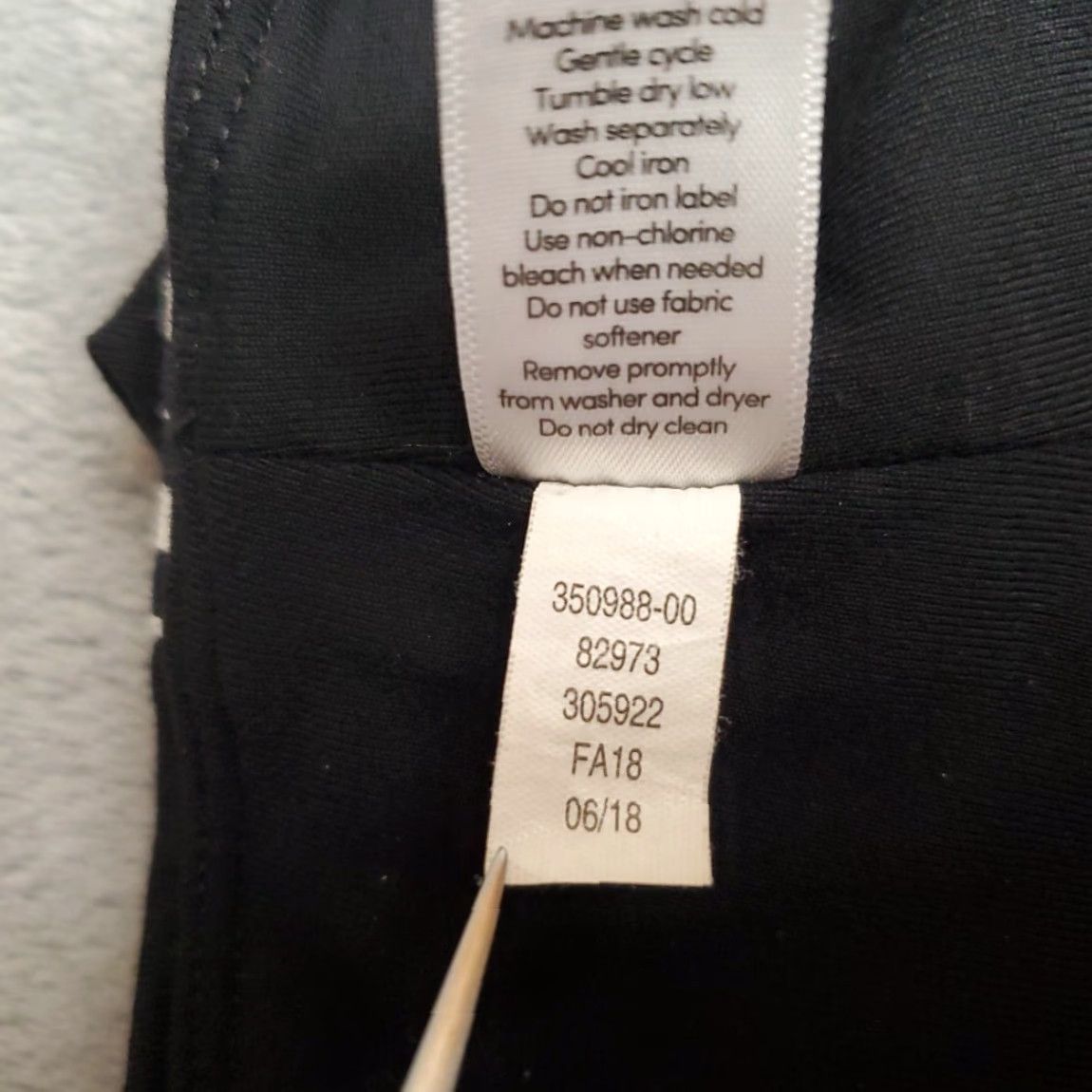 Athleta Athleta Pants Womens M Black White Striped Track Tux Tight Legging Athleisure Size 32" / US 10 / IT 46 - 7 Thumbnail