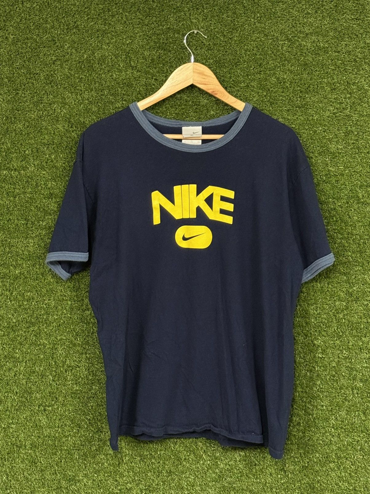 Nike Vintage Nike Ringer Navy Yellow Swoosh Silver Tag Logo Tee Size US XL / EU 56 / 4 - 1 Thumbnail