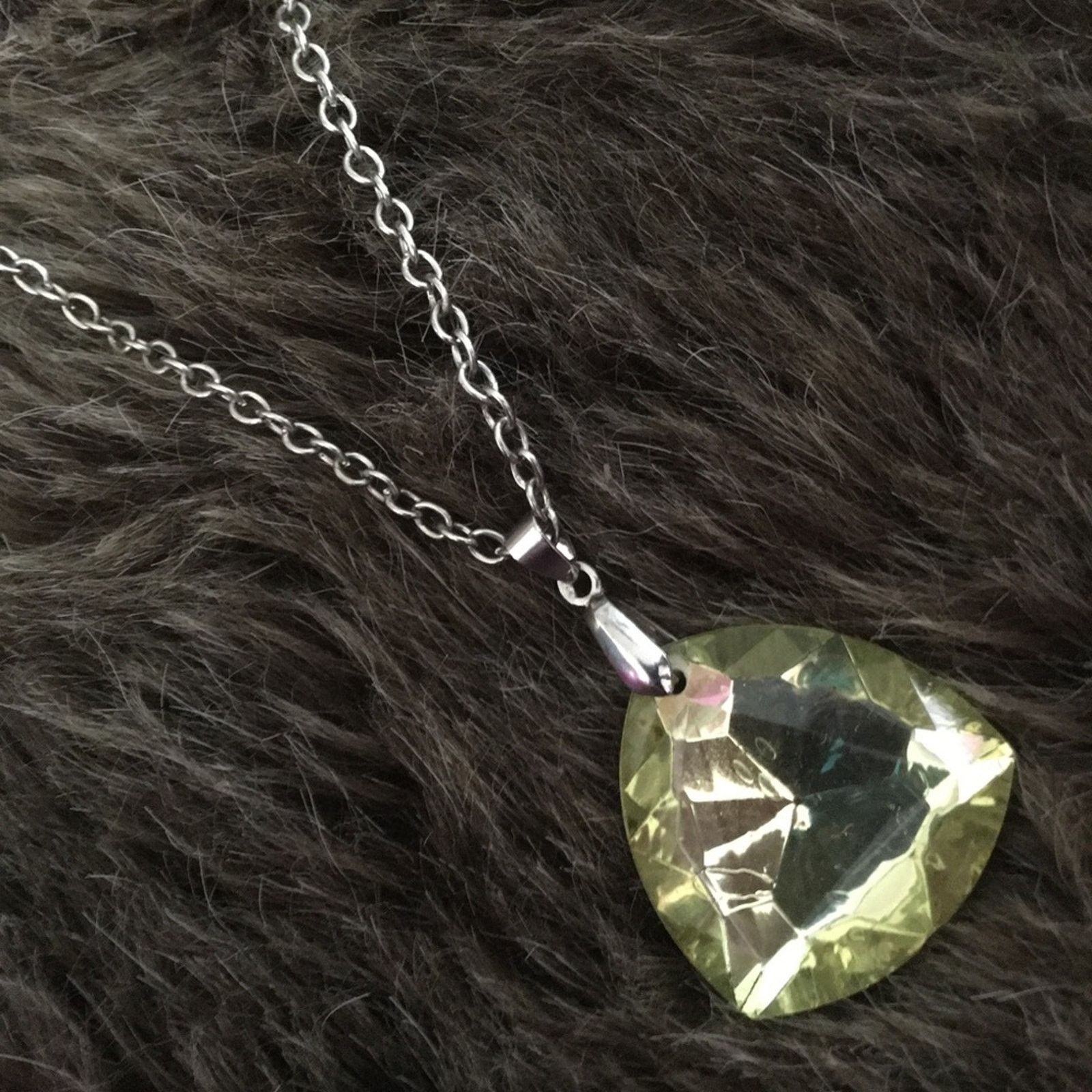 Jewelry Yellow ice large faceted glass pendant necklace Size ONE SIZE - 6 Thumbnail