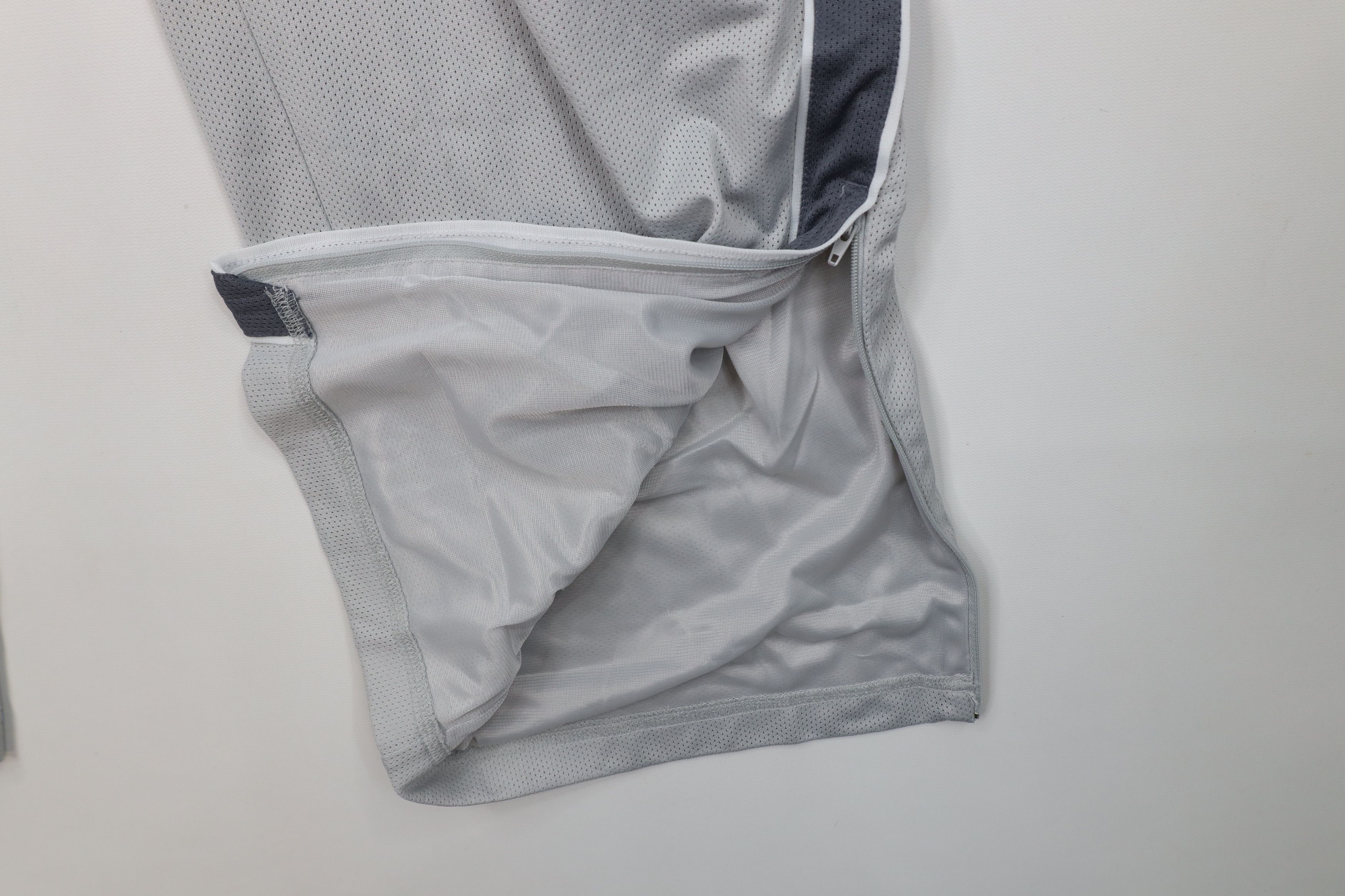 Vintage Vintage 90s Streetwear Block Mesh Knit Wide Leg Pants Gray Size US 38 / EU 54 - 5 Thumbnail
