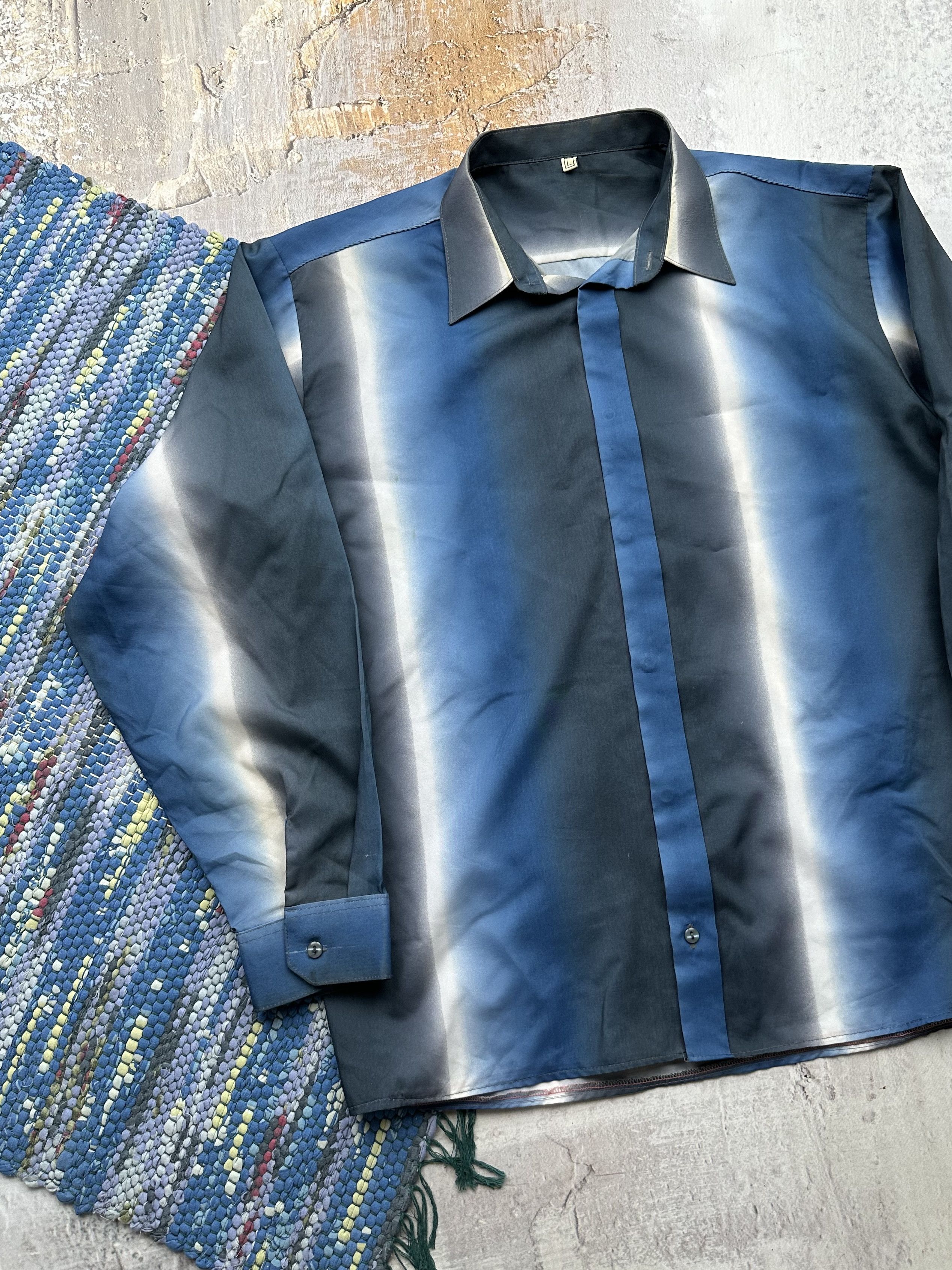 Vintage Vintage Gradient Shirt A667(86) Size US L / EU 52-54 / 3 - 2 Thumbnail