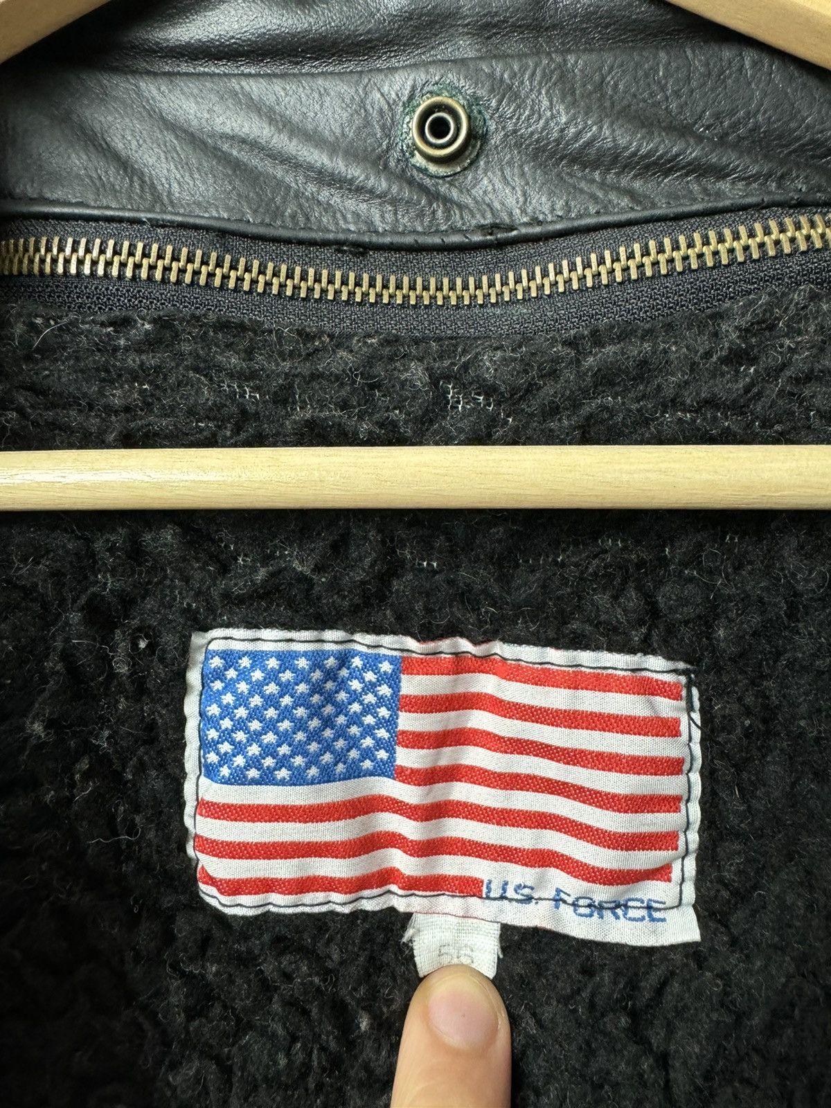 Leather Leather Jacket USA Us Force Vintage 90s High Quality Rare Size US XL / EU 56 / 4 - 4 Thumbnail