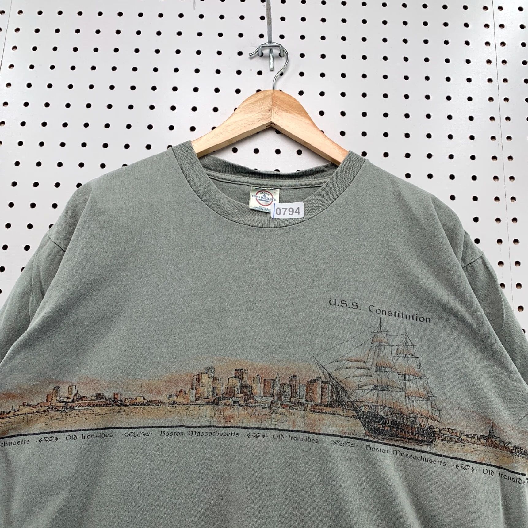 Vintage VINTAGE USS Constitution Shirt Large Adult L Gray Boston History Graphic Print Mens Size US L / EU 52-54 / 3 - 3 Thumbnail
