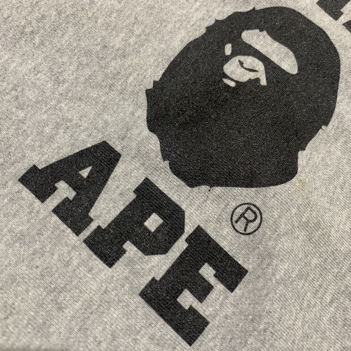 Bape Vintage A Bathing Ape BAPE Reverse Weave Crewneck Sweatshirt Size US S / EU 44-46 / 1 - 3 Thumbnail