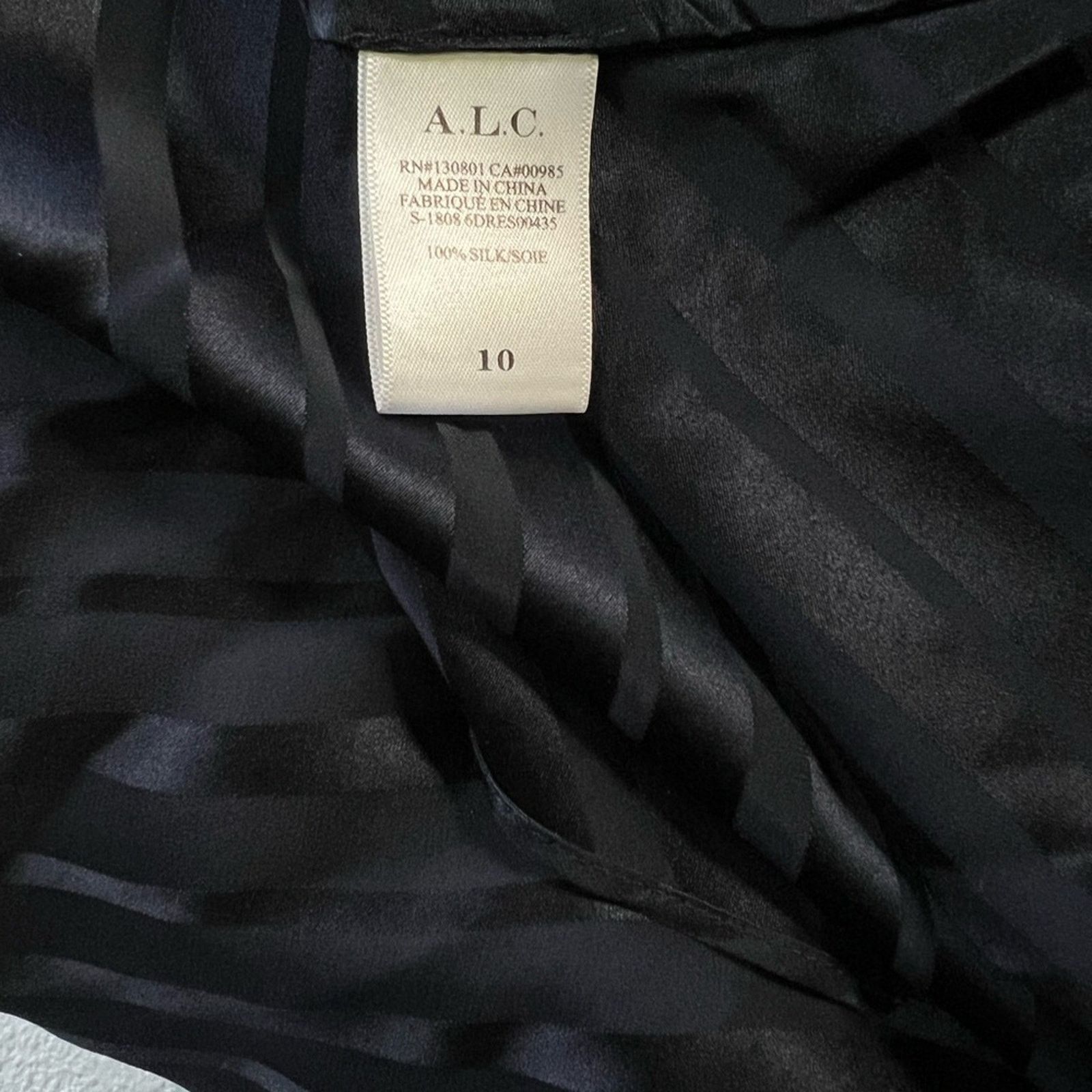 A.L.C. Stunning A.L.C. Avi Silk Shadow Stripe Dress! Size L / US 10 / IT 46 - 6 Thumbnail