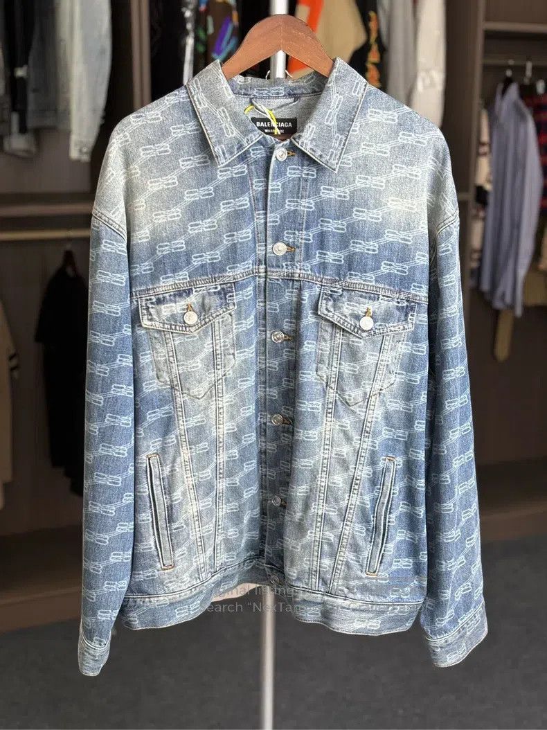 Balenciaga Balenciaga Fully Printed Denim Jacket Size US L / EU 52-54 / 3 - 1 Thumbnail