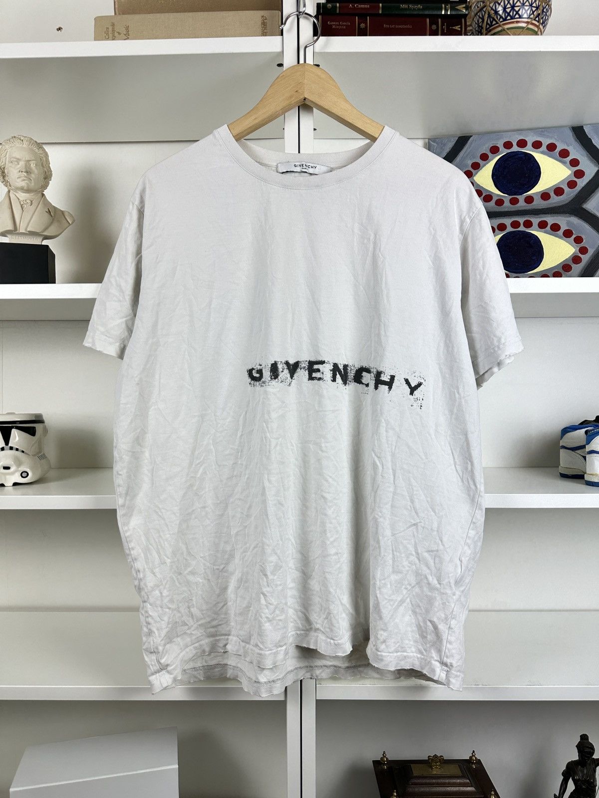 Givenchy Givenchy faded logo white tee t-shirt Size US L / EU 52-54 / 3 - 1 Thumbnail