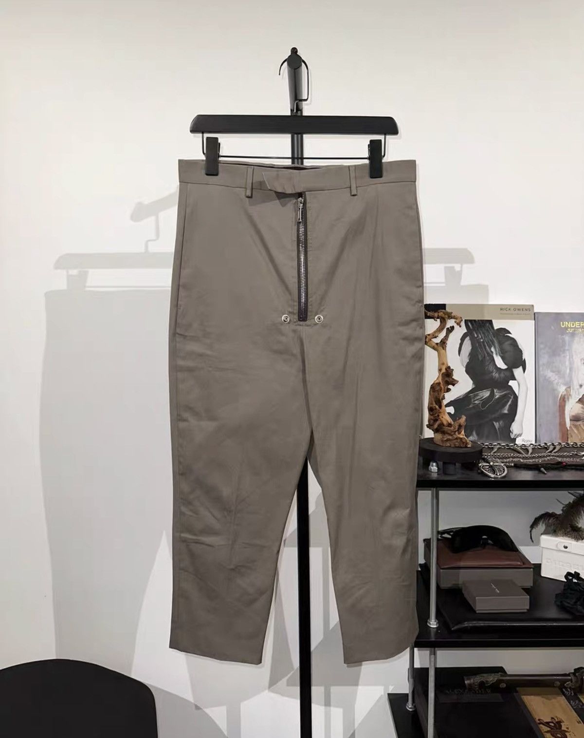 Rick Owens Rick Owens Zip-Fly Cropped Trousers Size US 30 / EU 46 - 1 Thumbnail