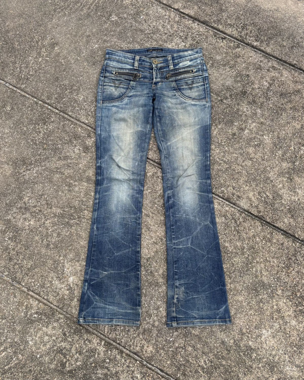If Six Was Nine × Japanese Brand × Le Grande Bleu (L.G.B.) Juriano Jurrie Mud Wash Bootcut Flared Jeans Size US 30 / EU 46 - 7 Thumbnail