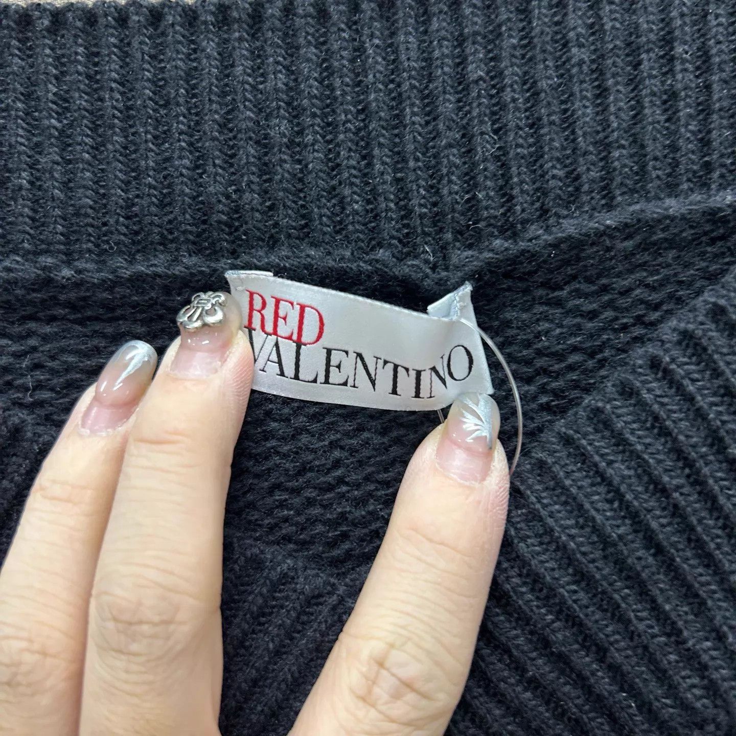 Valentino Valentino women's 99% new cami sweater M Size M / US 6-8 / IT 42-44 - 3 Thumbnail