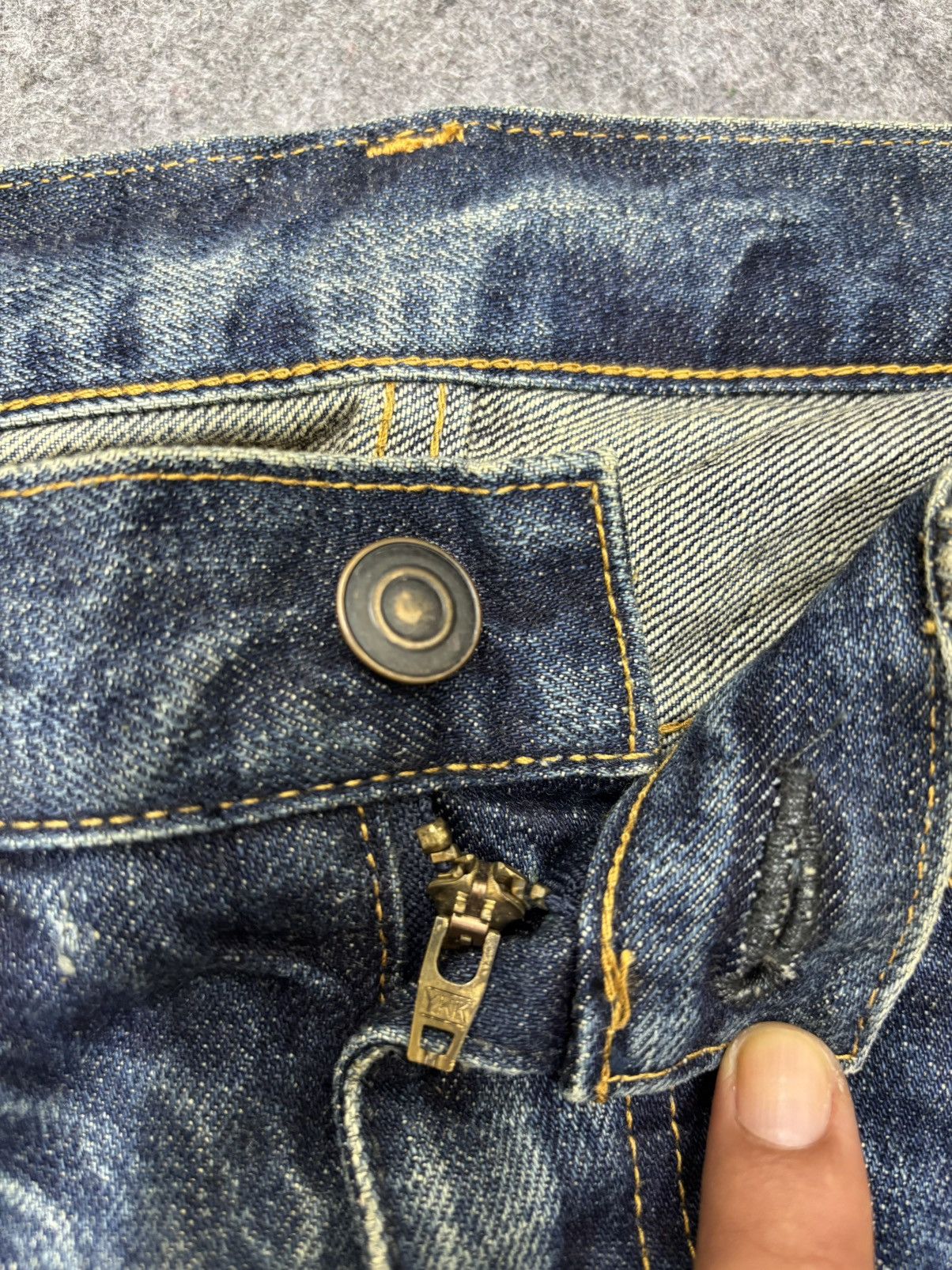 Japanese Brand 💥90s Denim Character💥DDRD Skinny Blue Wash Denim F640 Size US 33 - 9 Thumbnail