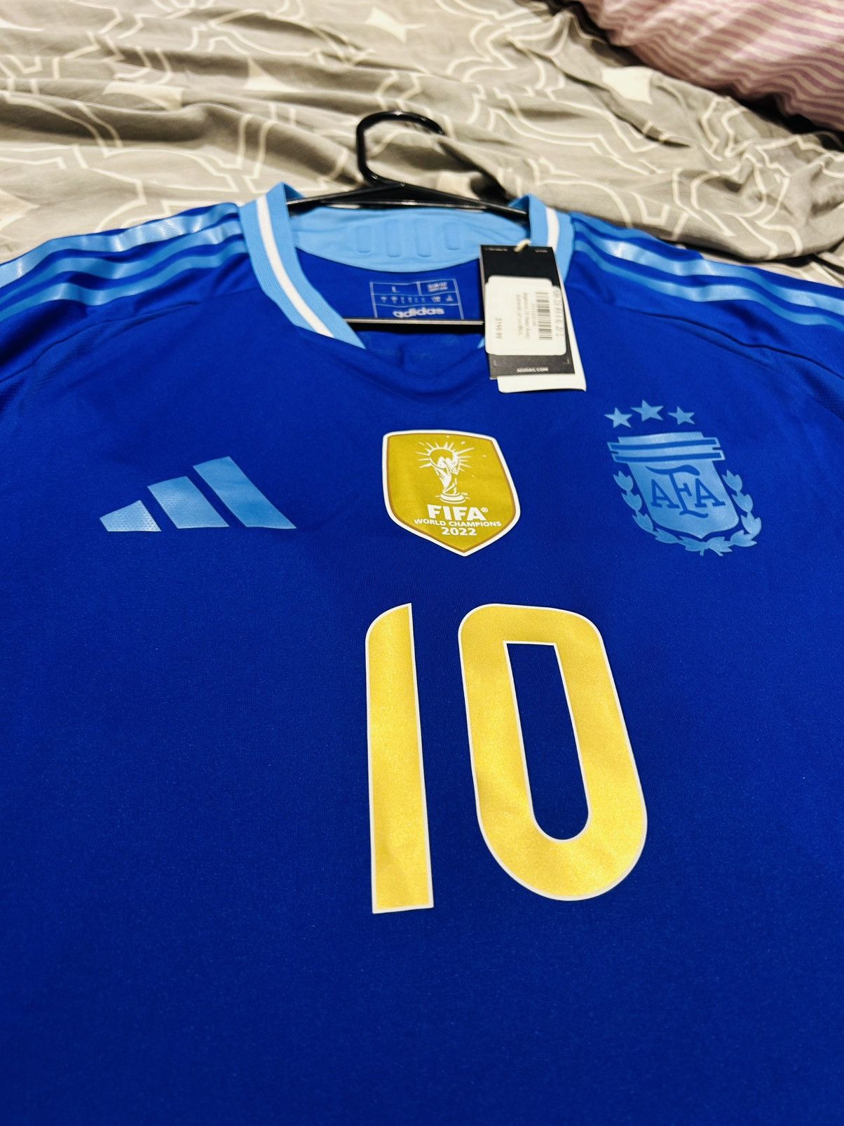 Adidas Messi Argentina 2024 Away Player Jersey BNWT Size US L / EU 52-54 / 3 - 11 Thumbnail