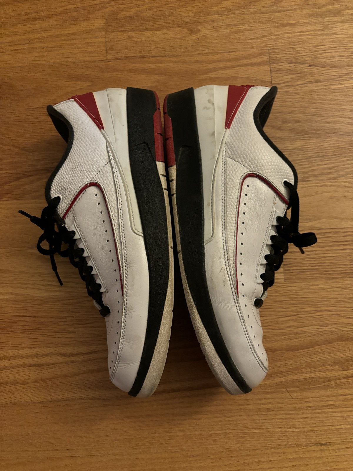 Jordan 2 Chicago Low sz 12