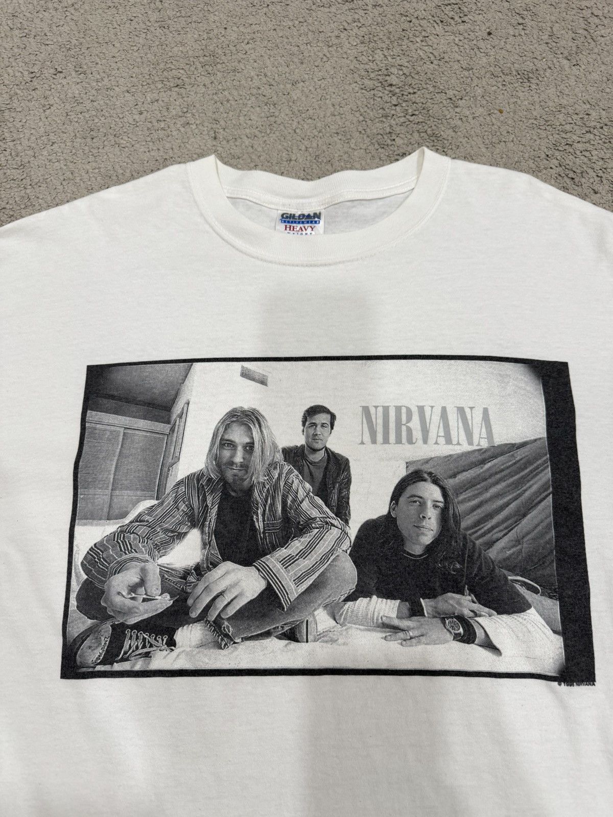 Band Tees Final Drop‼️ Vintage Nirvana Photo Tee Size US XL / EU 56 / 4 - 3 Thumbnail