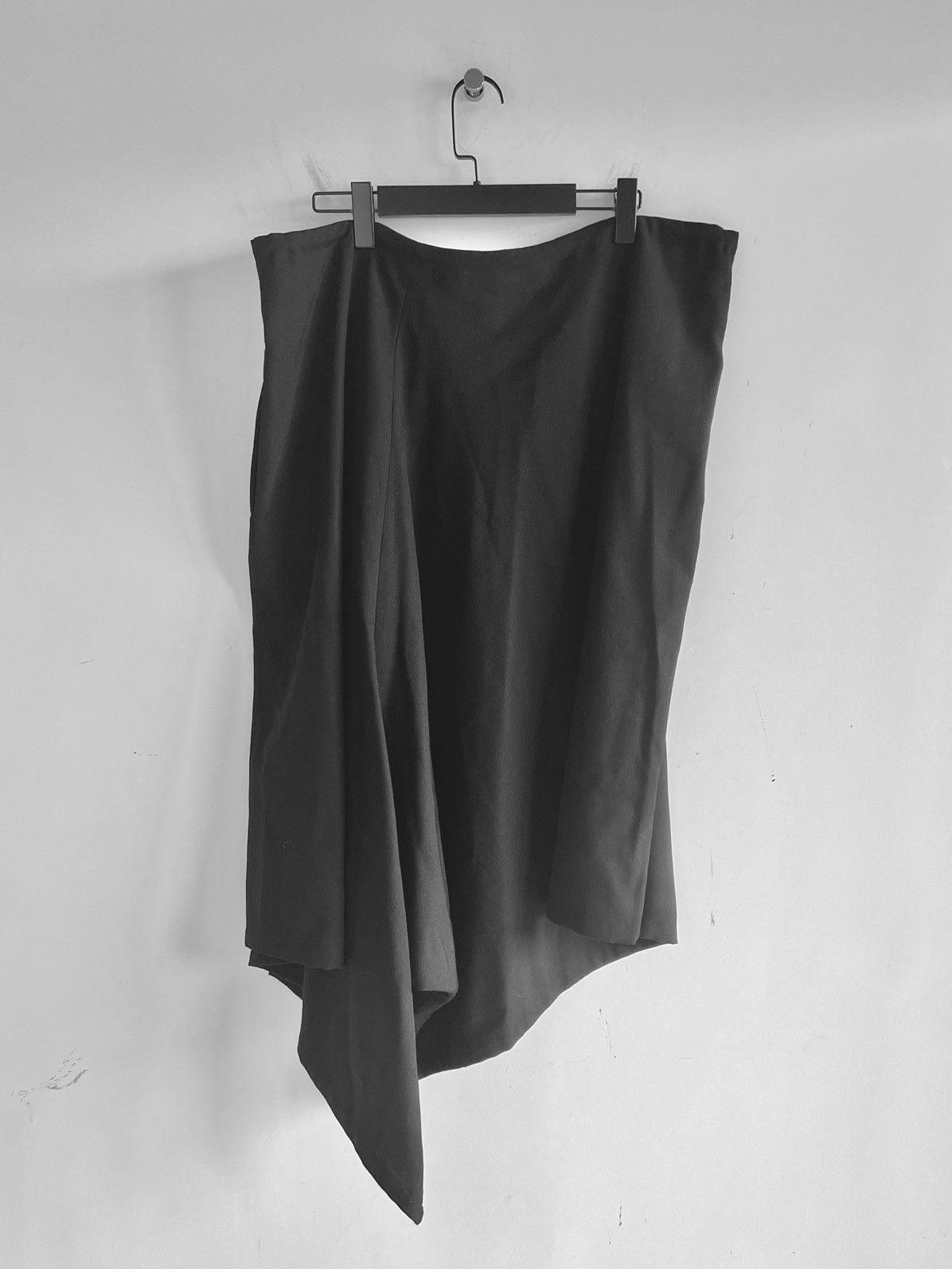 Yohji Yamamoto Yohji Yamamoto Femme - W/GABARDINE DRAWSTRING SKIRT Size 40" / US 18 - 2 Thumbnail