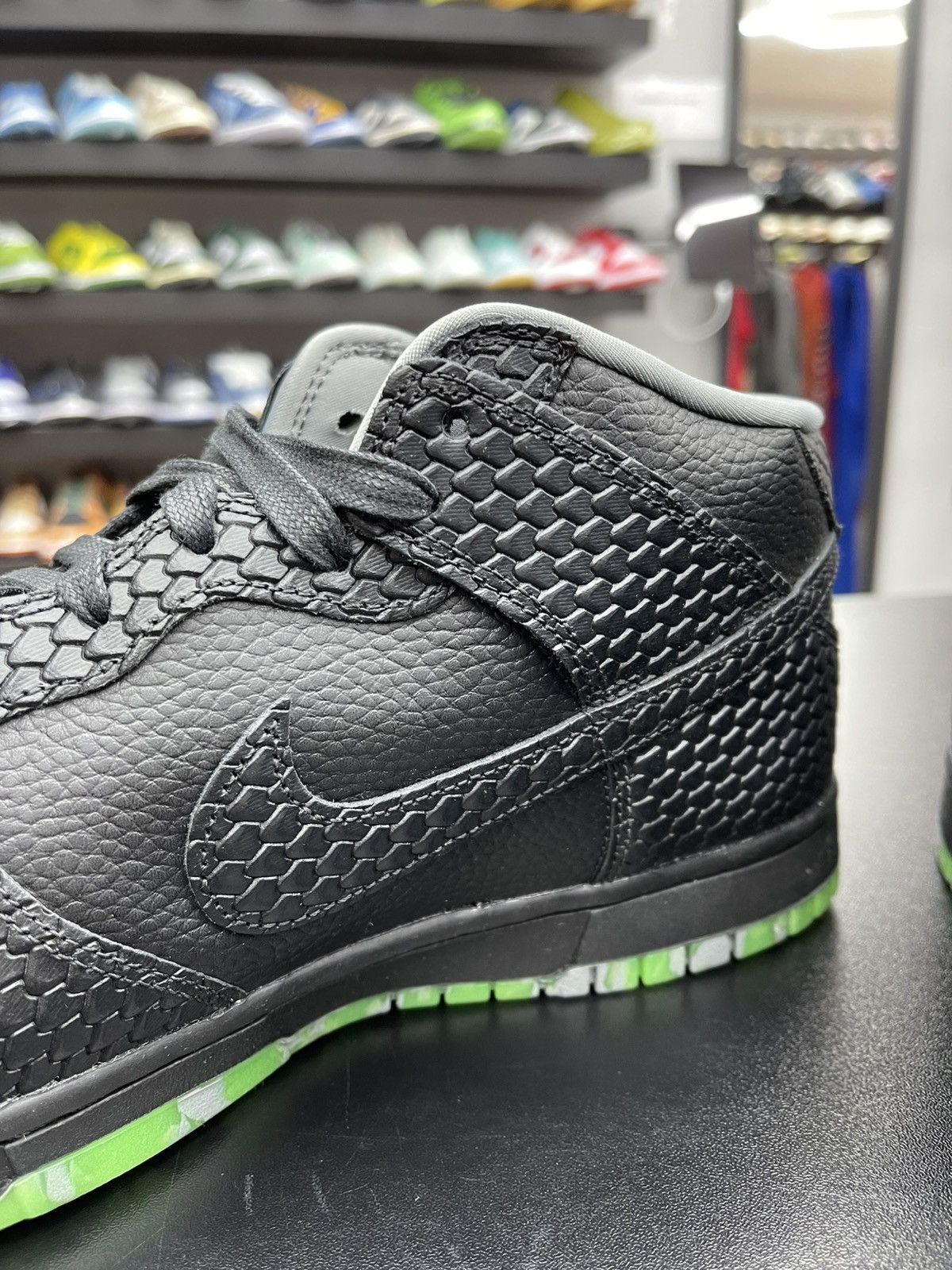 Nike Size 11 - Nike Dunk Mid Halloween Headless Horseman Size US 11 / EU 44 - 6 Thumbnail