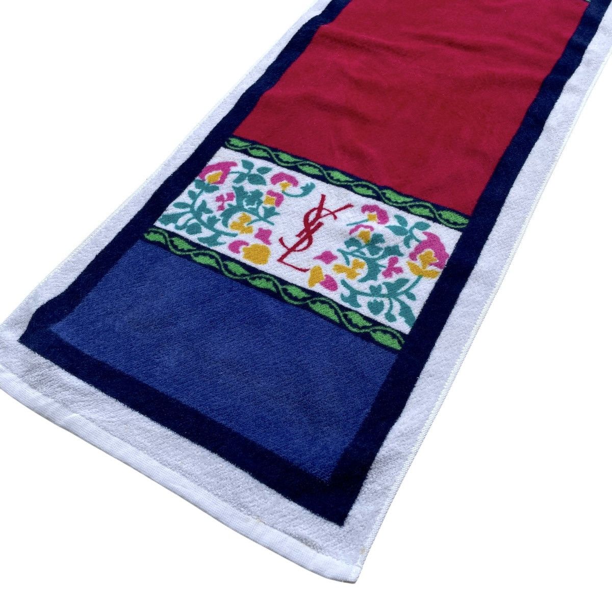 Yves Saint Laurent Yves Saint Laurent Paris YSL Floral Long Face Towel Size ONE SIZE - 2 Thumbnail