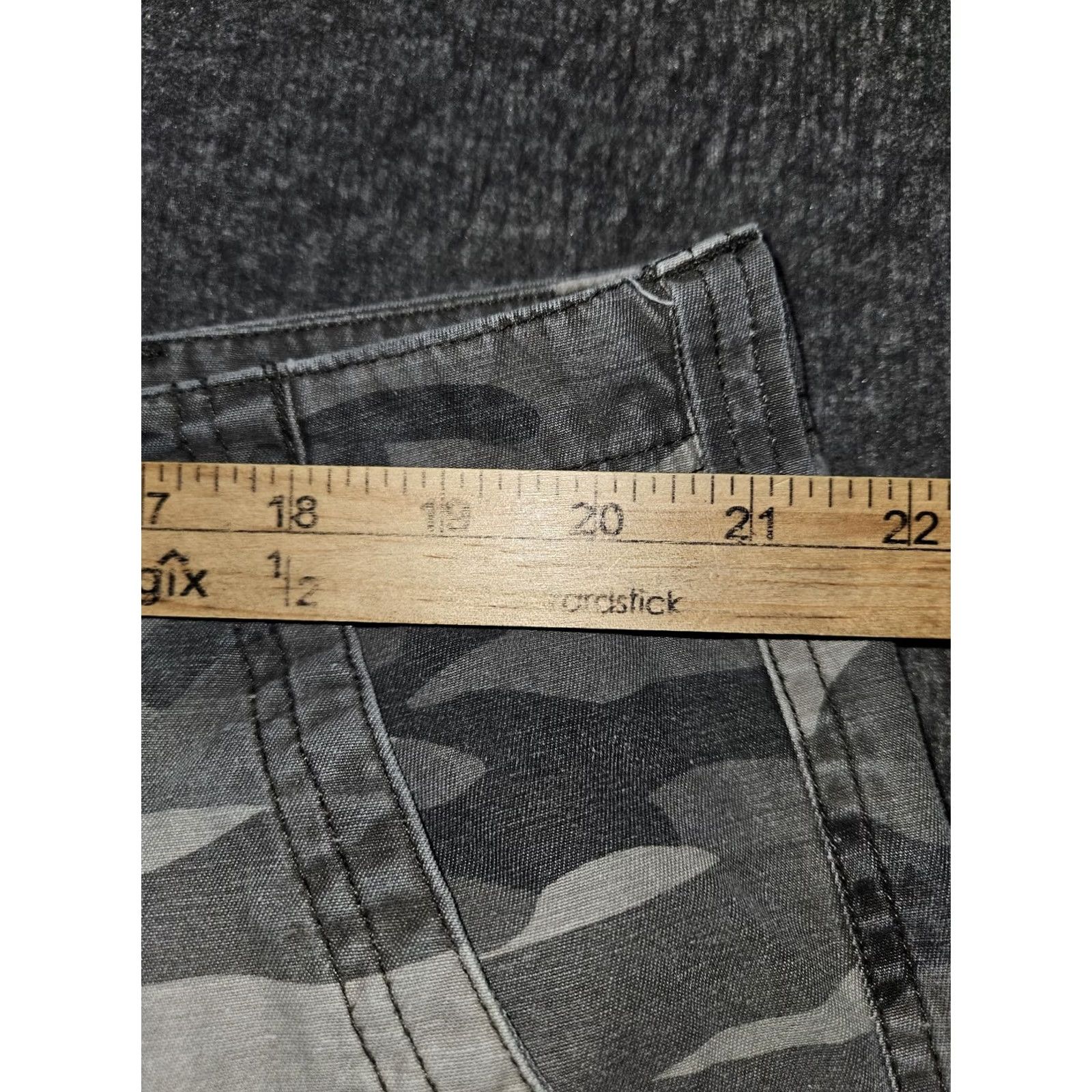 Lee Lee Dungarees Mens Cargo Shorts 42 Gray Camo Cotton Drawstring Pockets Casual Army Style Size US 42 / EU 58 - 4 Thumbnail