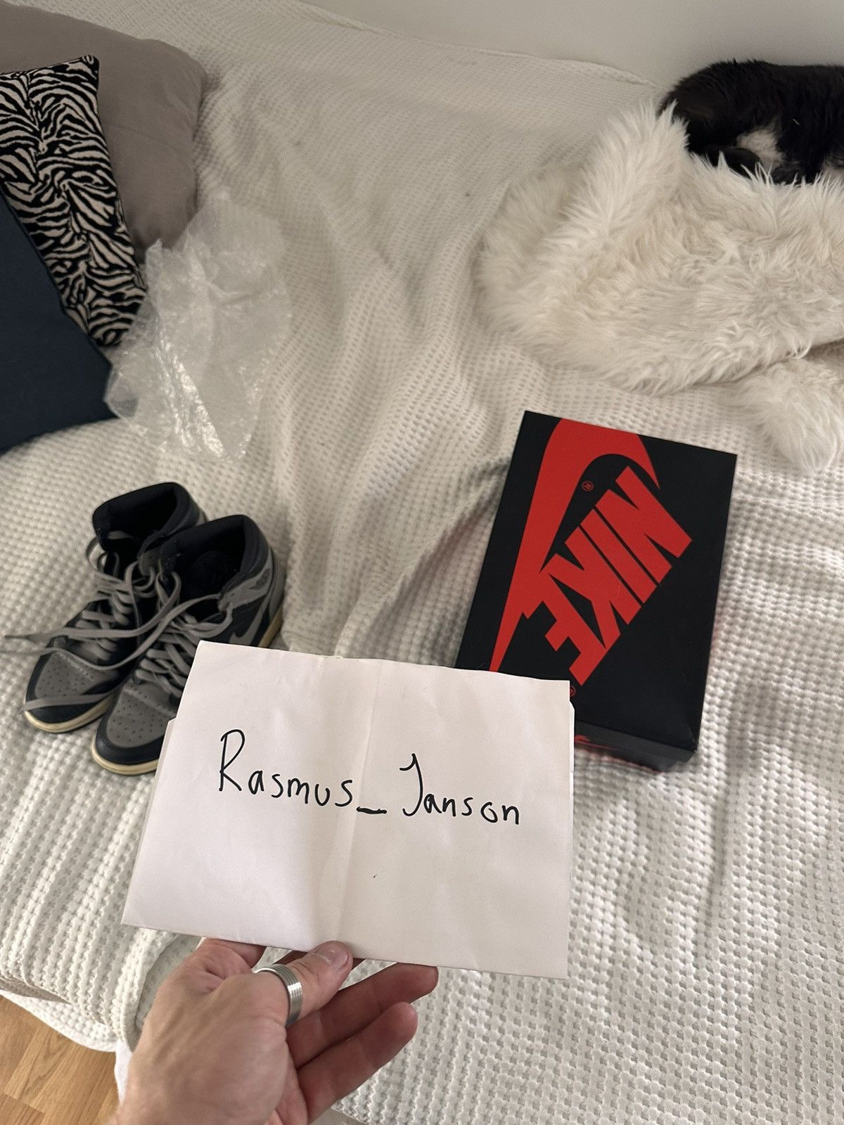 Jordan Brand × Nike Jordan 1 Shadow 2018 Size US 8 / EU 41 - 11 Thumbnail