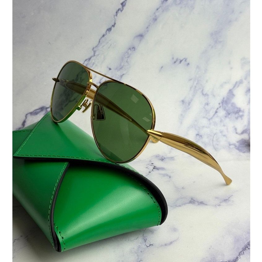 Bottega Veneta Aviator Sunglasses | Grailed display picture 1