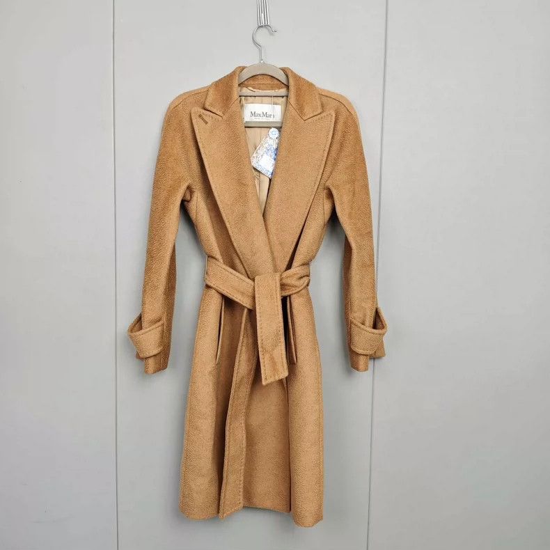Max Mara Max Mara Coats Size M / US 6-8 / IT 42-44 - 1 Thumbnail