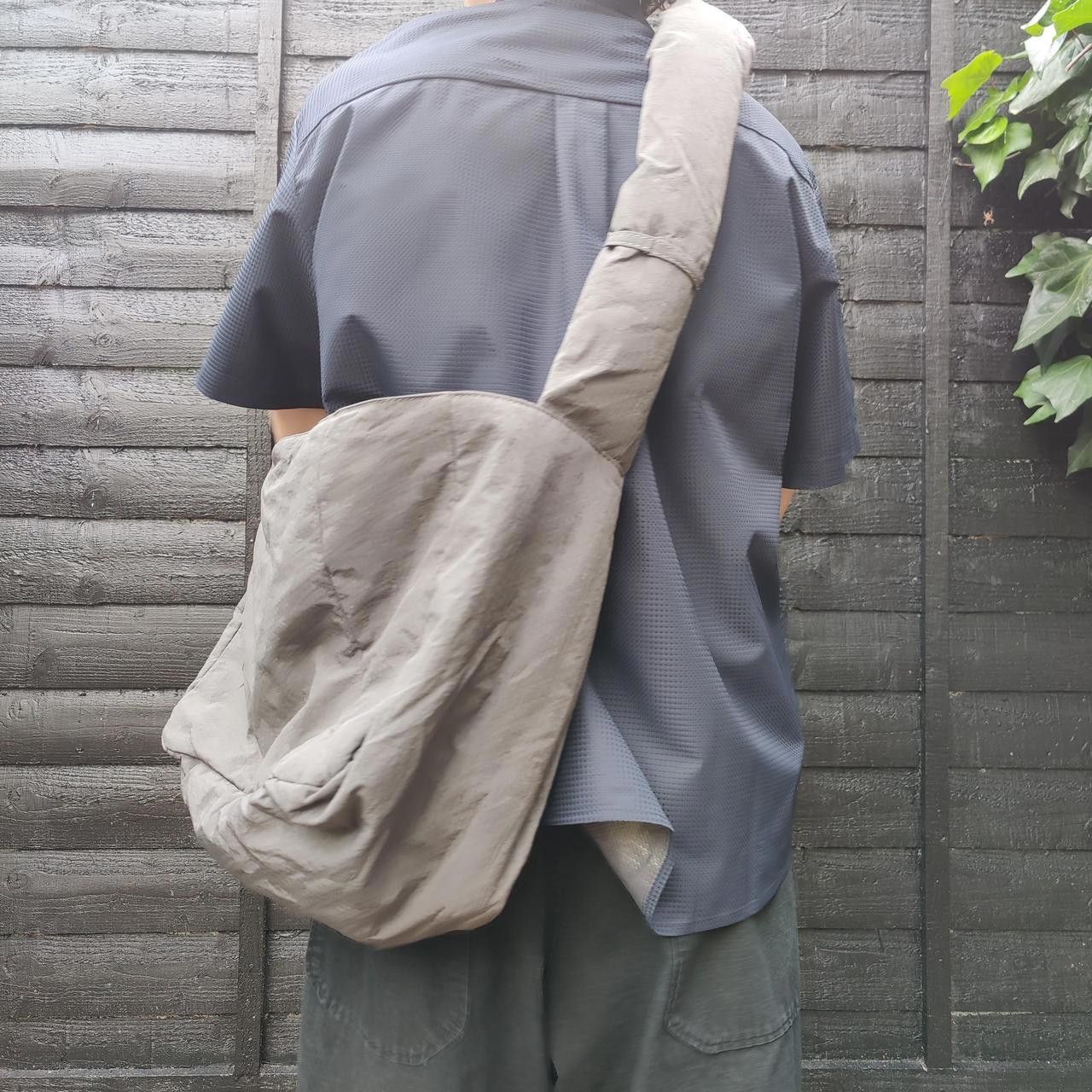 Other Grey Water Resistant Padded Side Bag Size ONE SIZE - 4 Thumbnail
