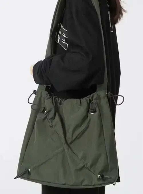 Japanese Brand × Unowned Bag Military utility ruched nylon messenger bag shoulder bag Size ONE SIZE - 3 Thumbnail