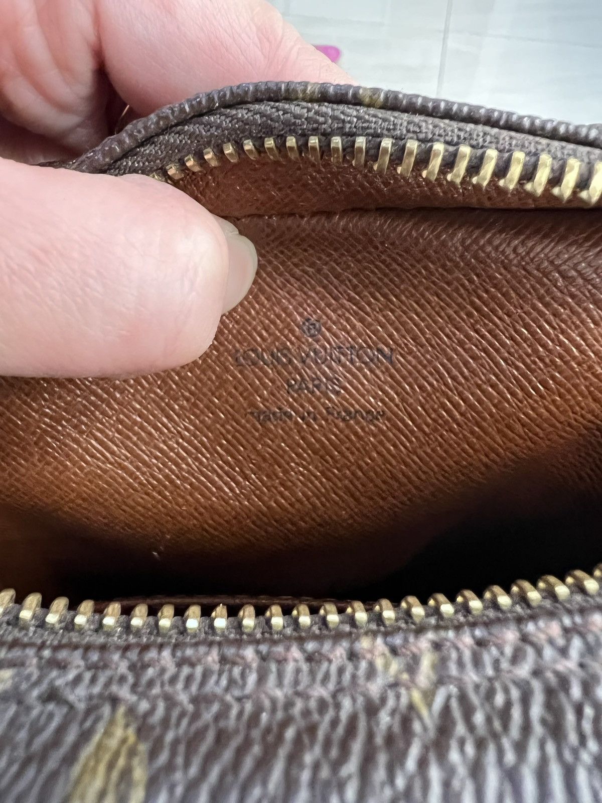 Louis Vuitton LOUIS VUITTON AMAZON CROSSBODY Size ONE SIZE - 10 Thumbnail