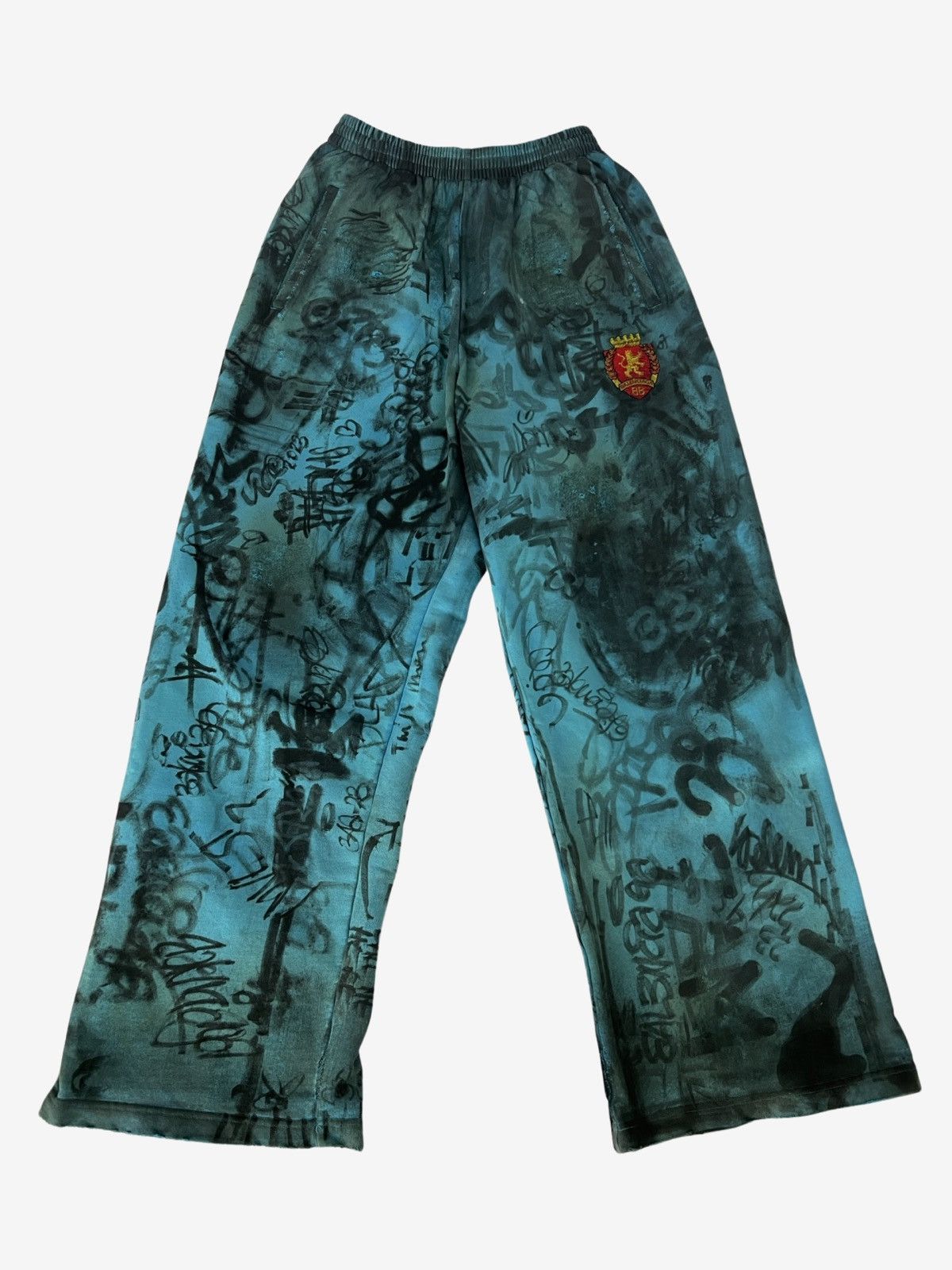 Balenciaga Balenciaga SS23 Blue Skater Graffiti Sweatpants Size US 30 / EU 46 - 1 Thumbnail