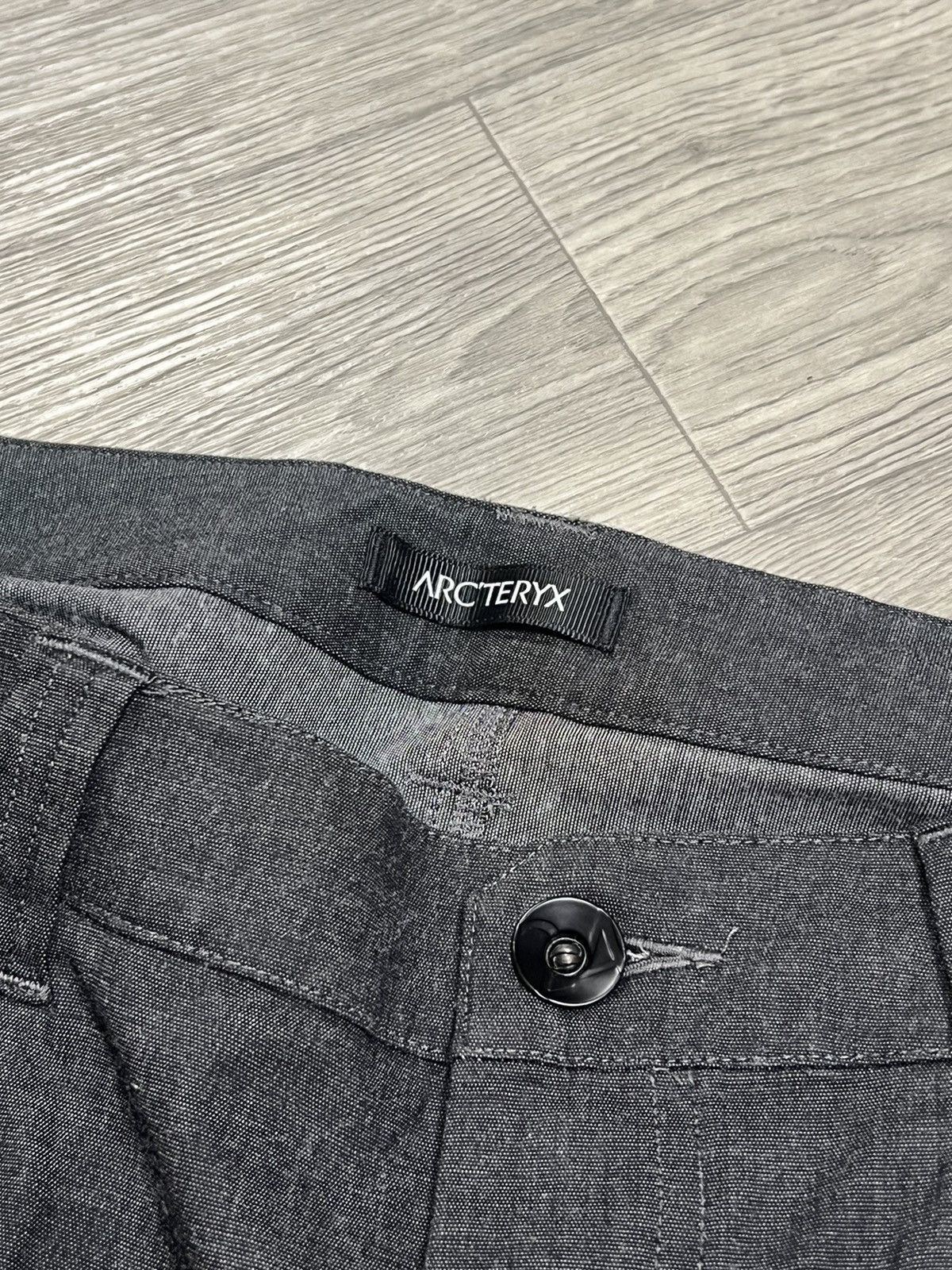 Arc'teryx Arcteryx men’s reflective pants size 36 Size US 36 / EU 52 - 3 Thumbnail