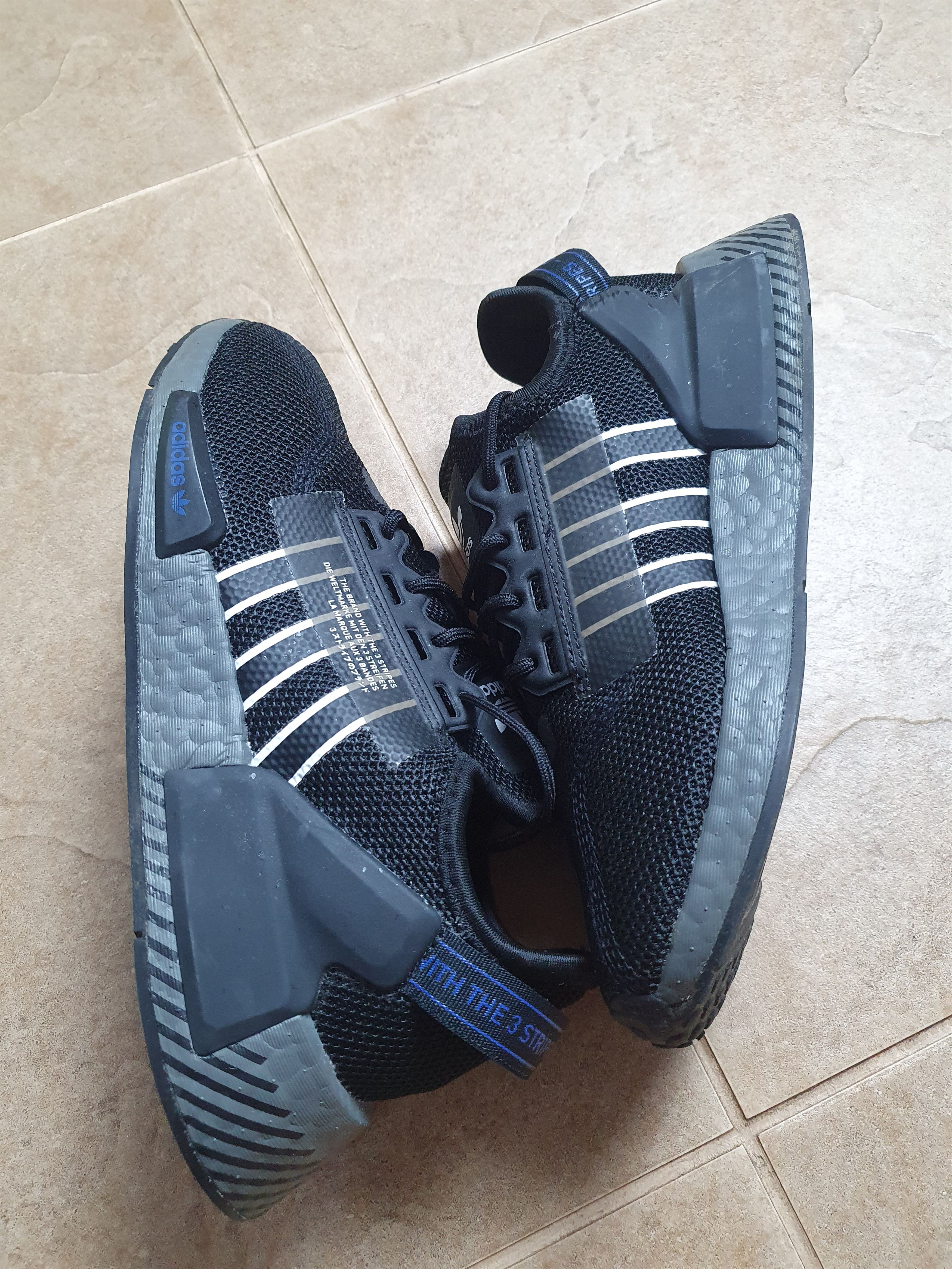 Adidas Adidas NMD R1 V2 Black White women's shoes for sports Size 6 Size US 6 / IT 36 - 8 Thumbnail