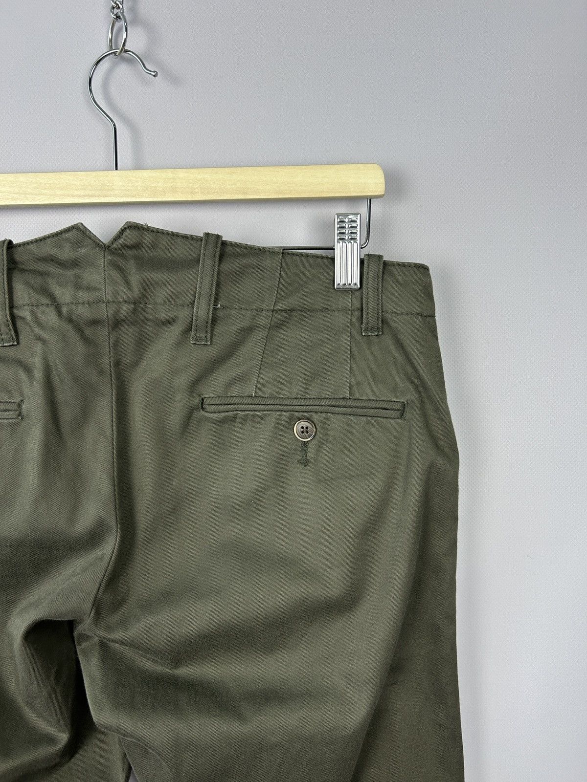 Designer × Suitsupply SUITSUPPLY Denim Goods Bennet Trousers W30 Chino Pants Khaki Size US 30 / EU 46 - 6 Thumbnail