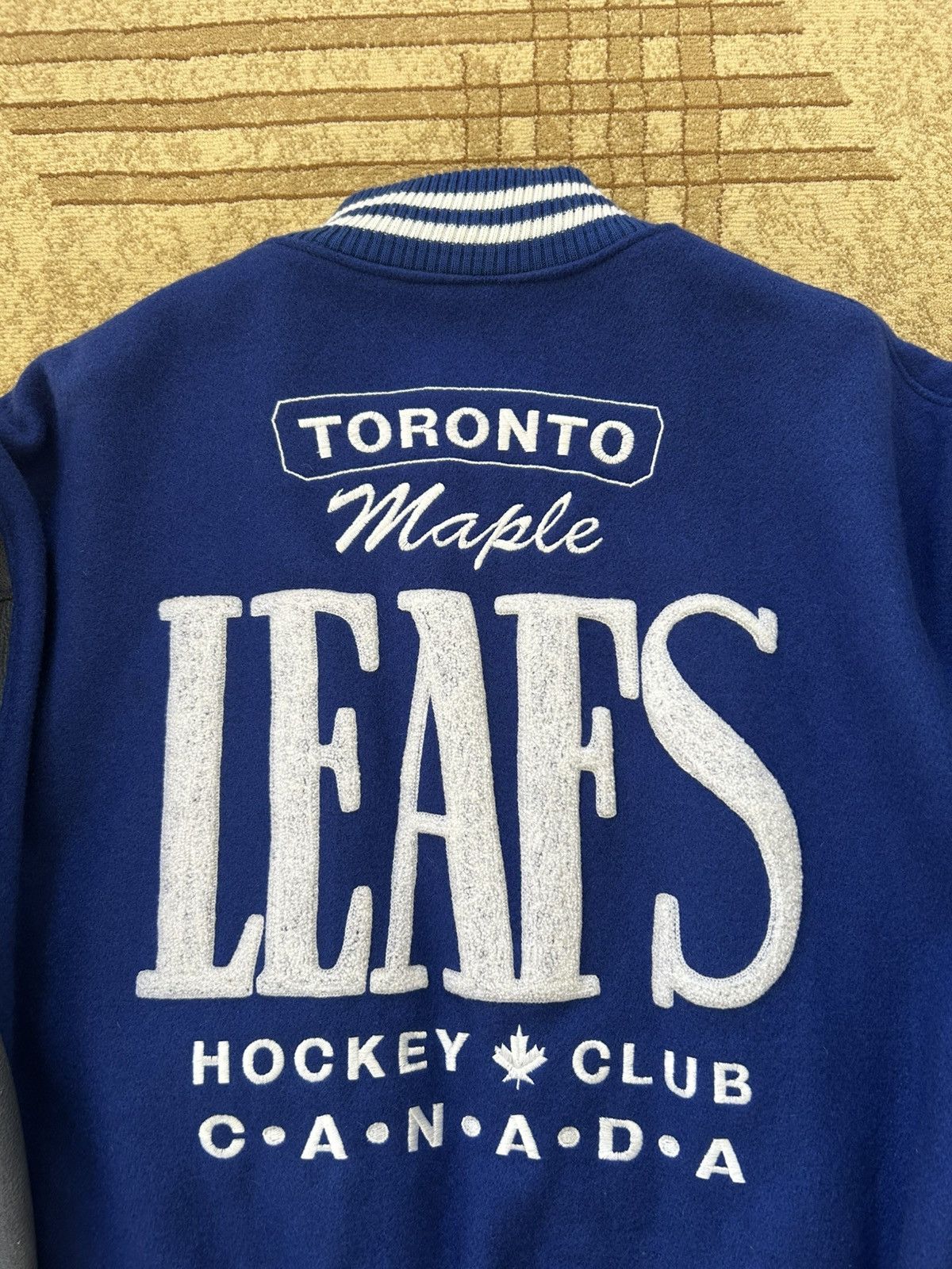 Roots Vintage Roots Toronto Maple Leafs Wool Varsity Jacket Size US M / EU 48-50 / 2 - 14 Thumbnail